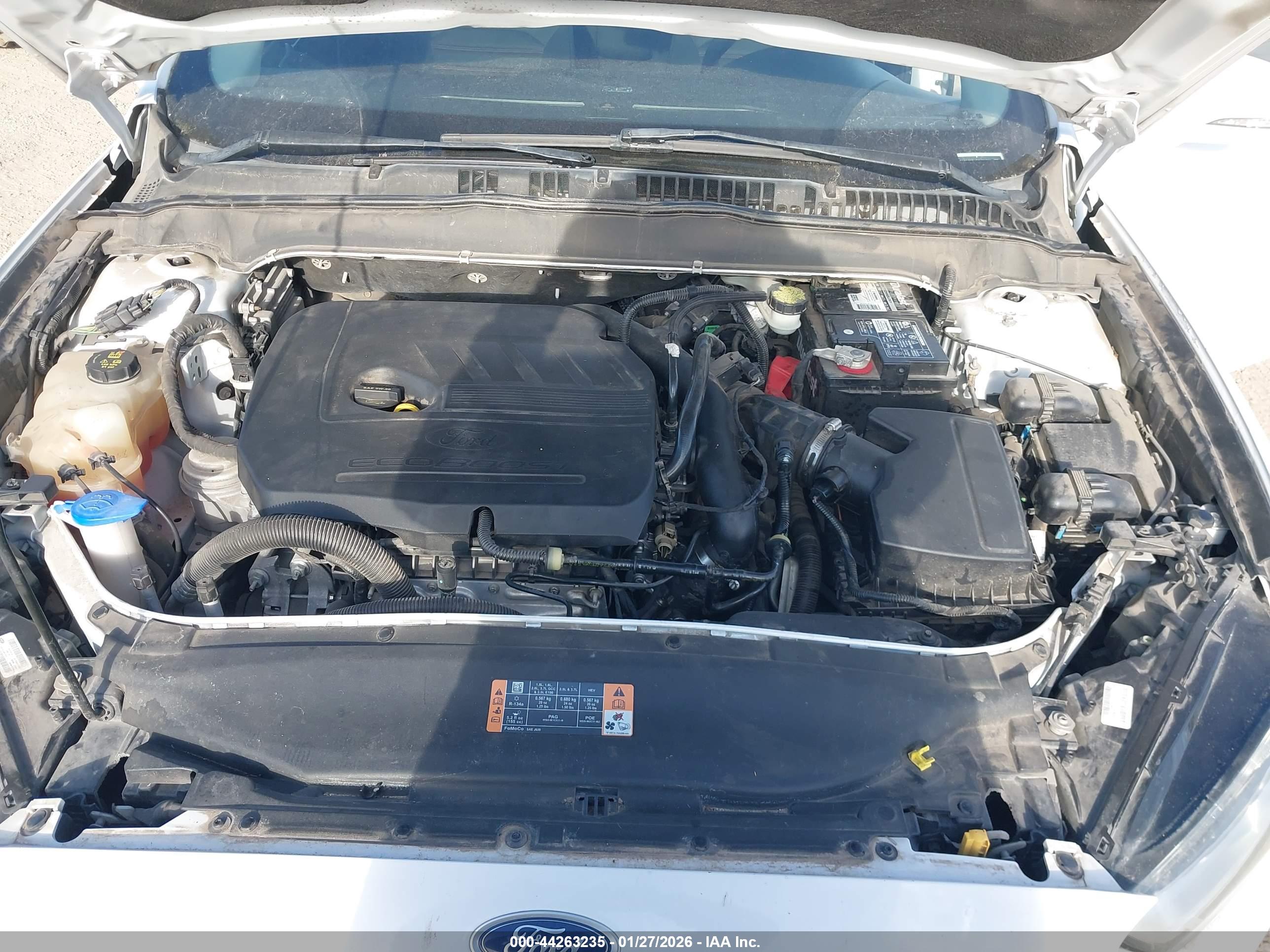 FORD FUSION image 10