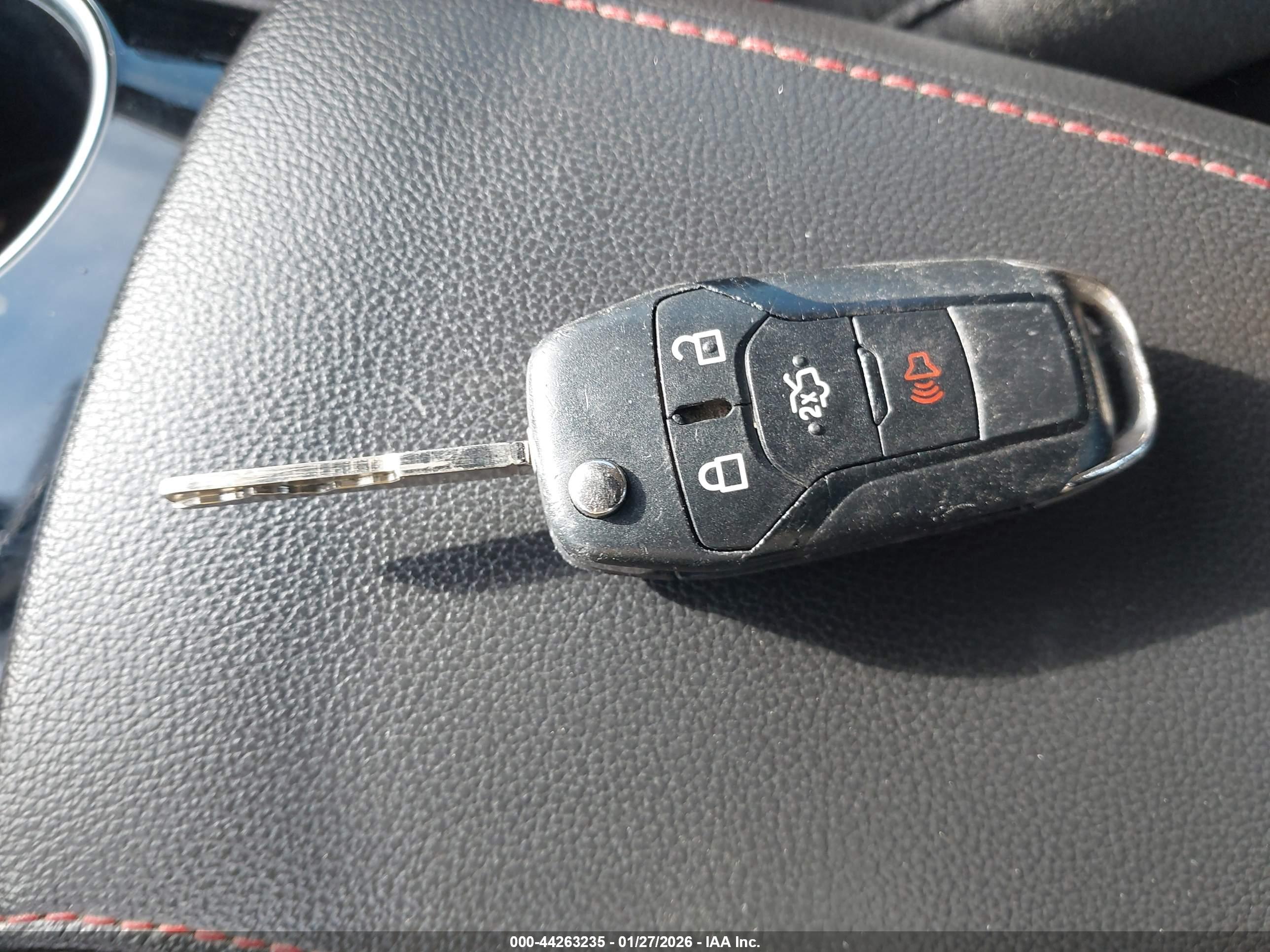 FORD FUSION image 11