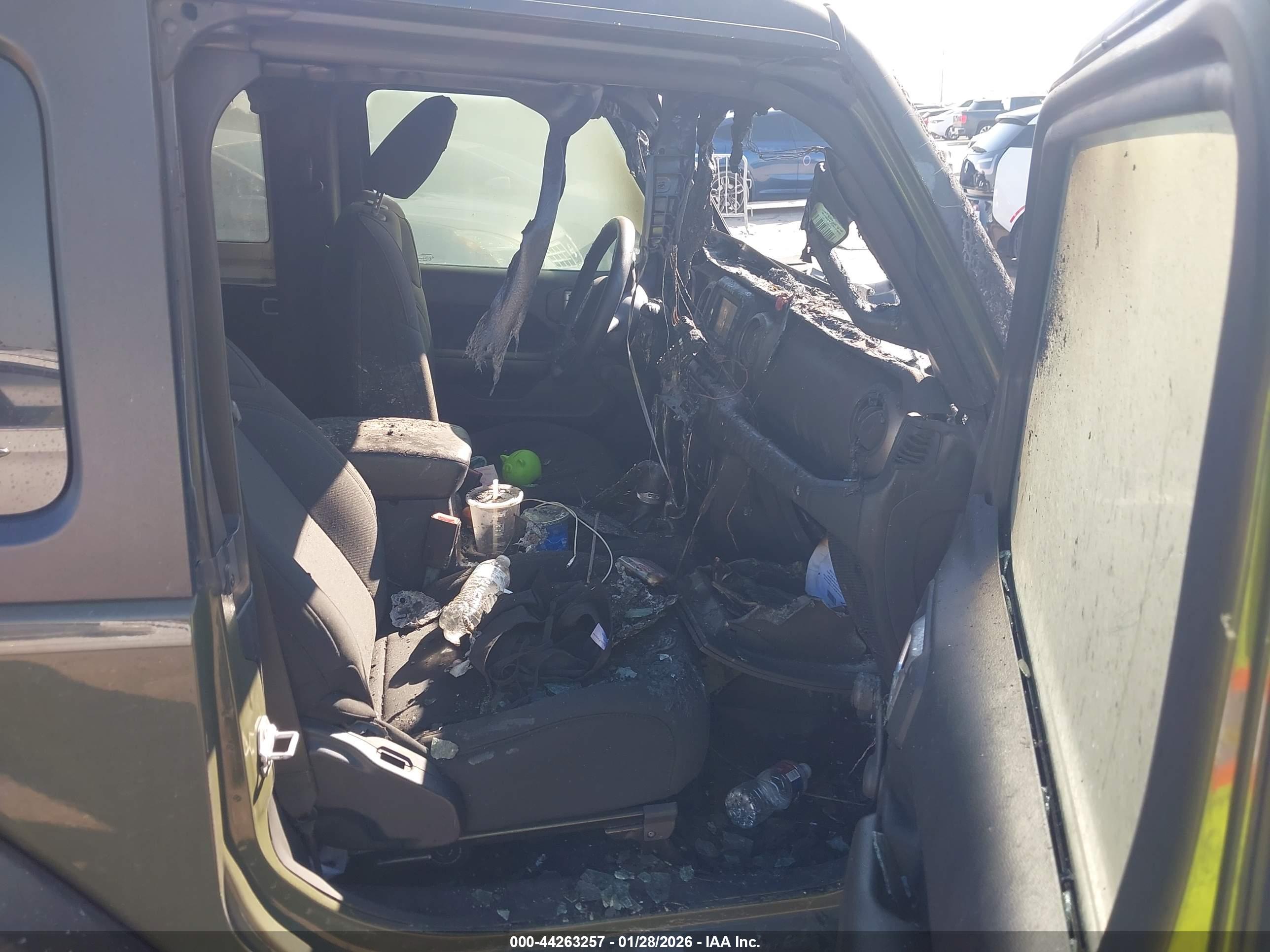 JEEP WRANGLER image 5