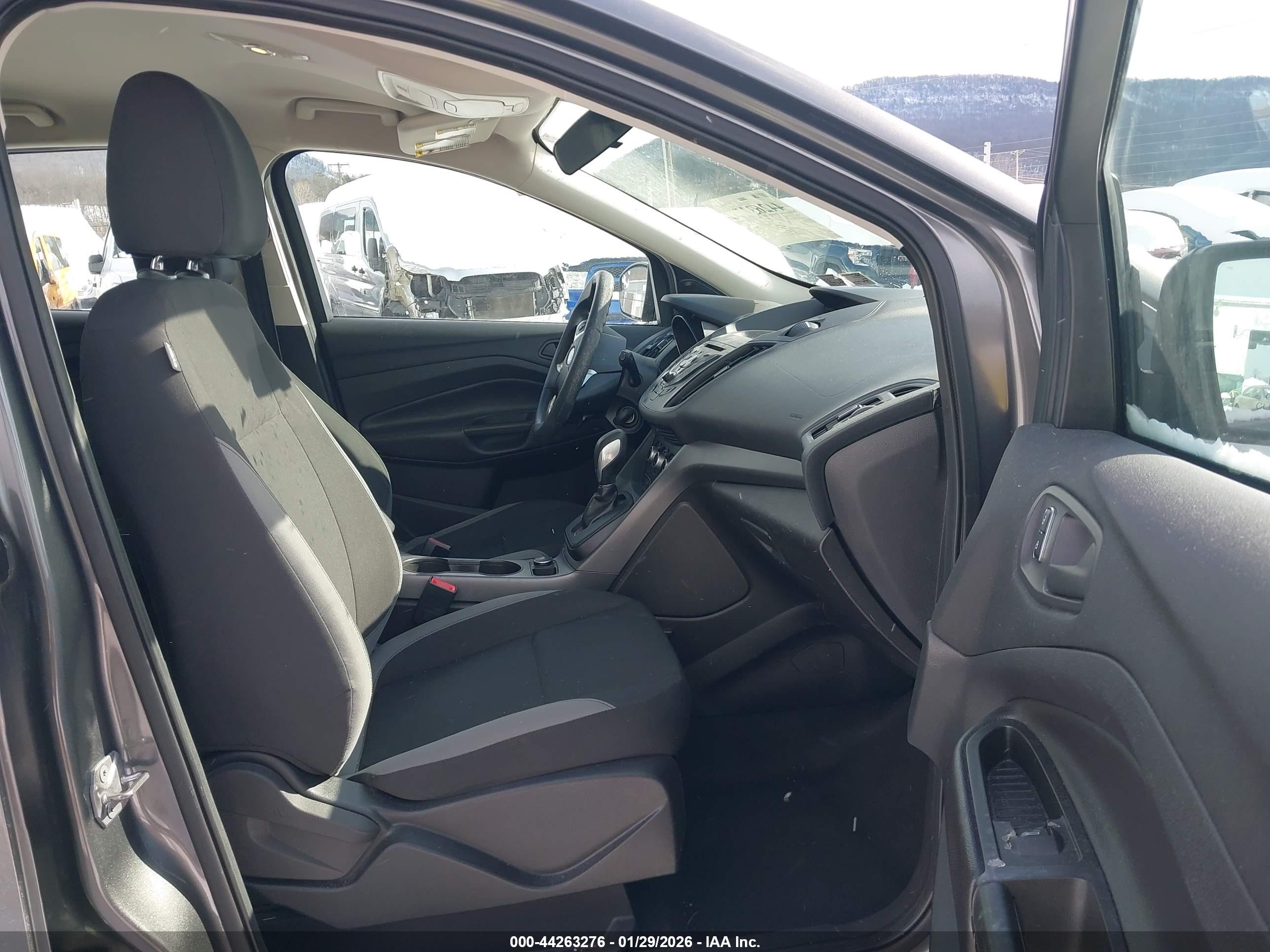 FORD ESCAPE image 5