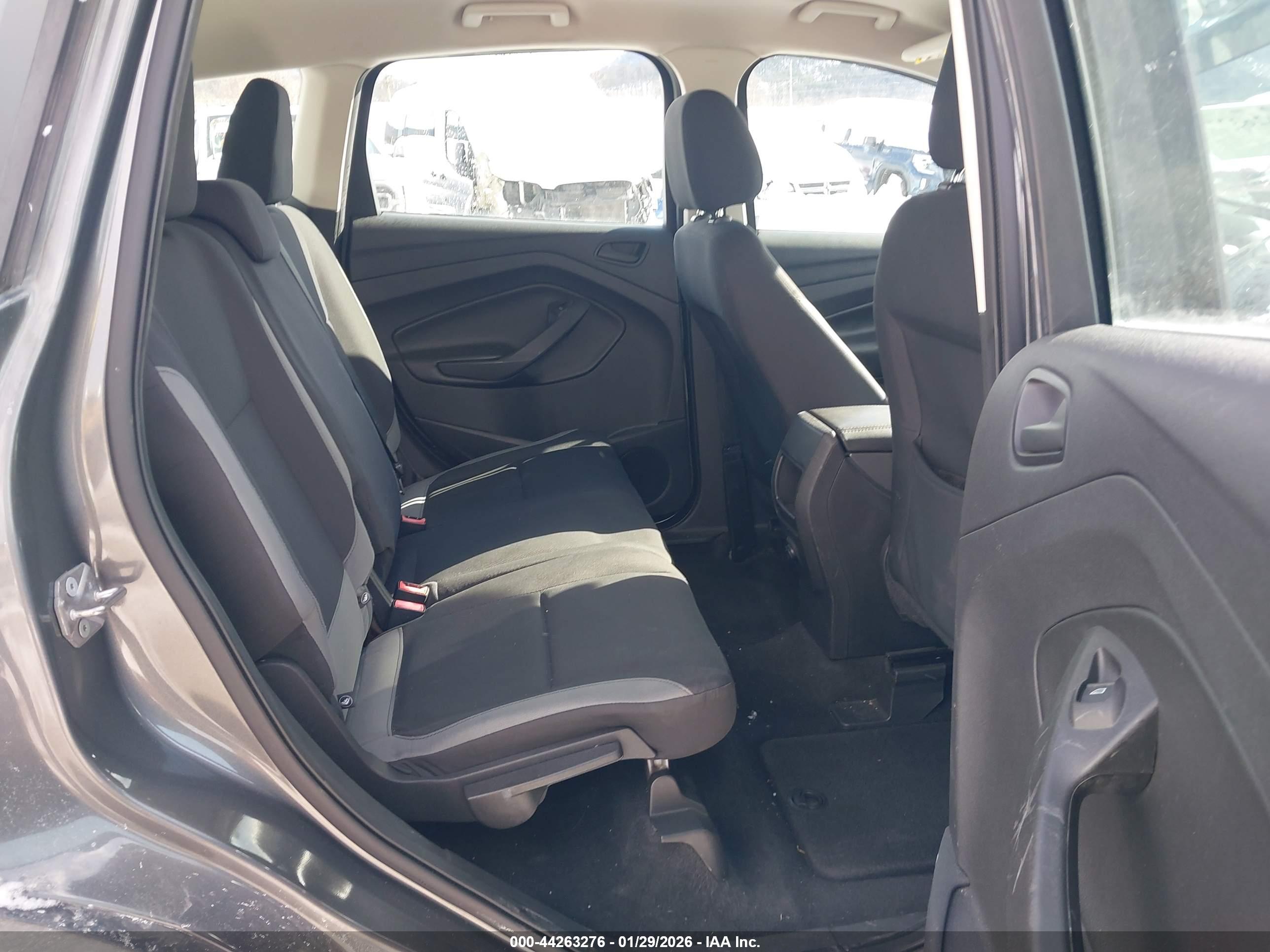 FORD ESCAPE image 8