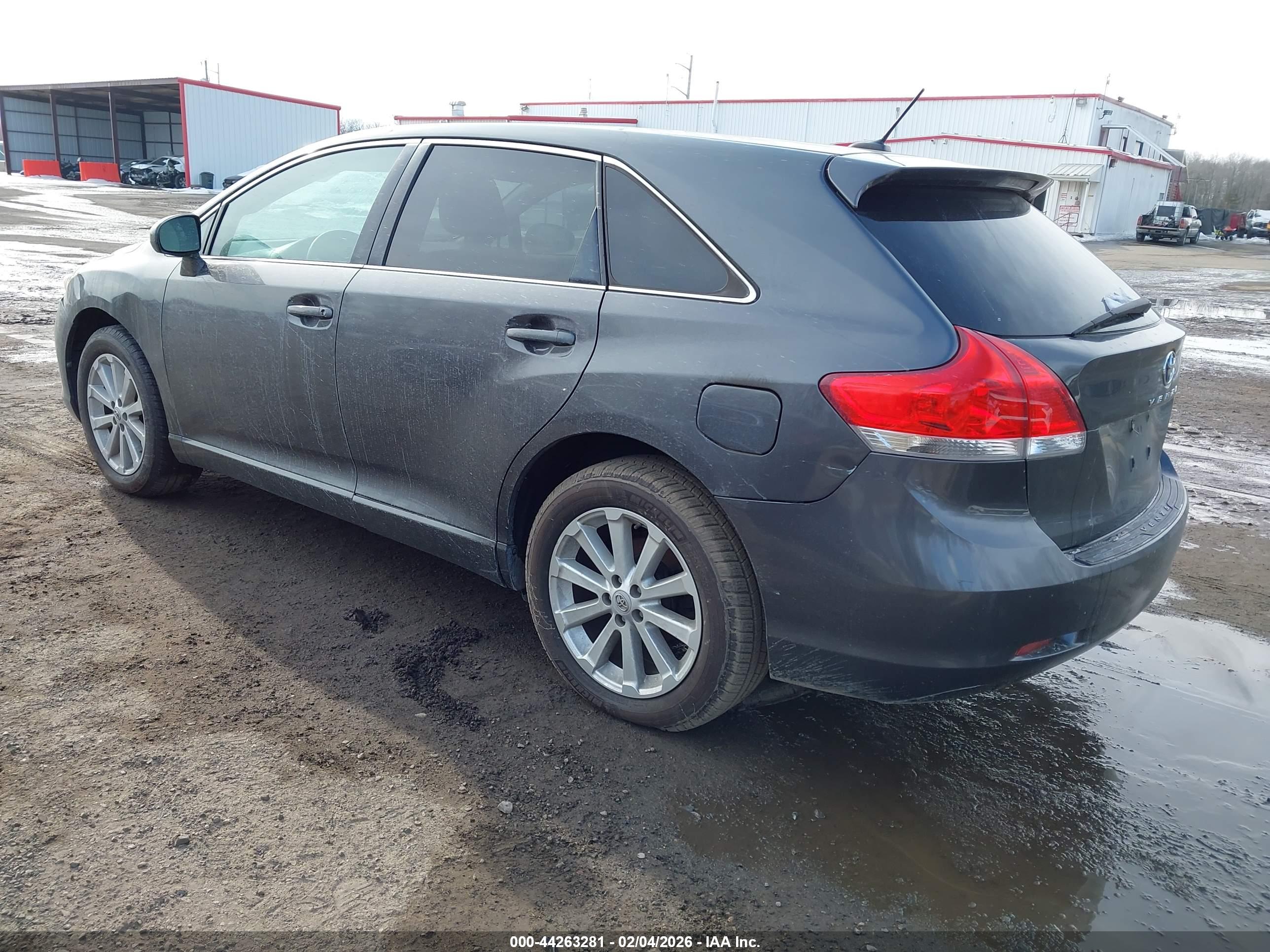 TOYOTA VENZA image 3