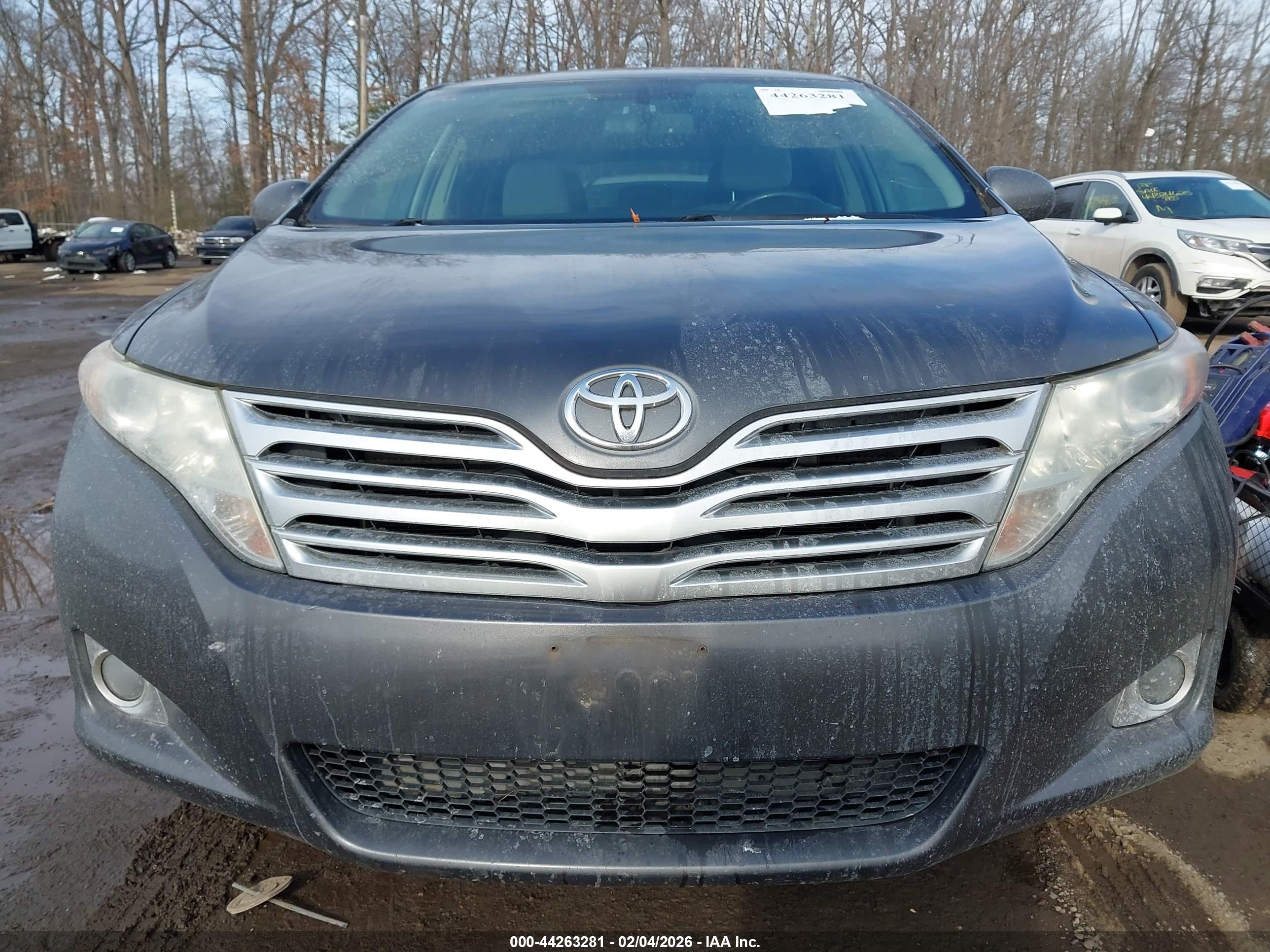 TOYOTA VENZA image 6