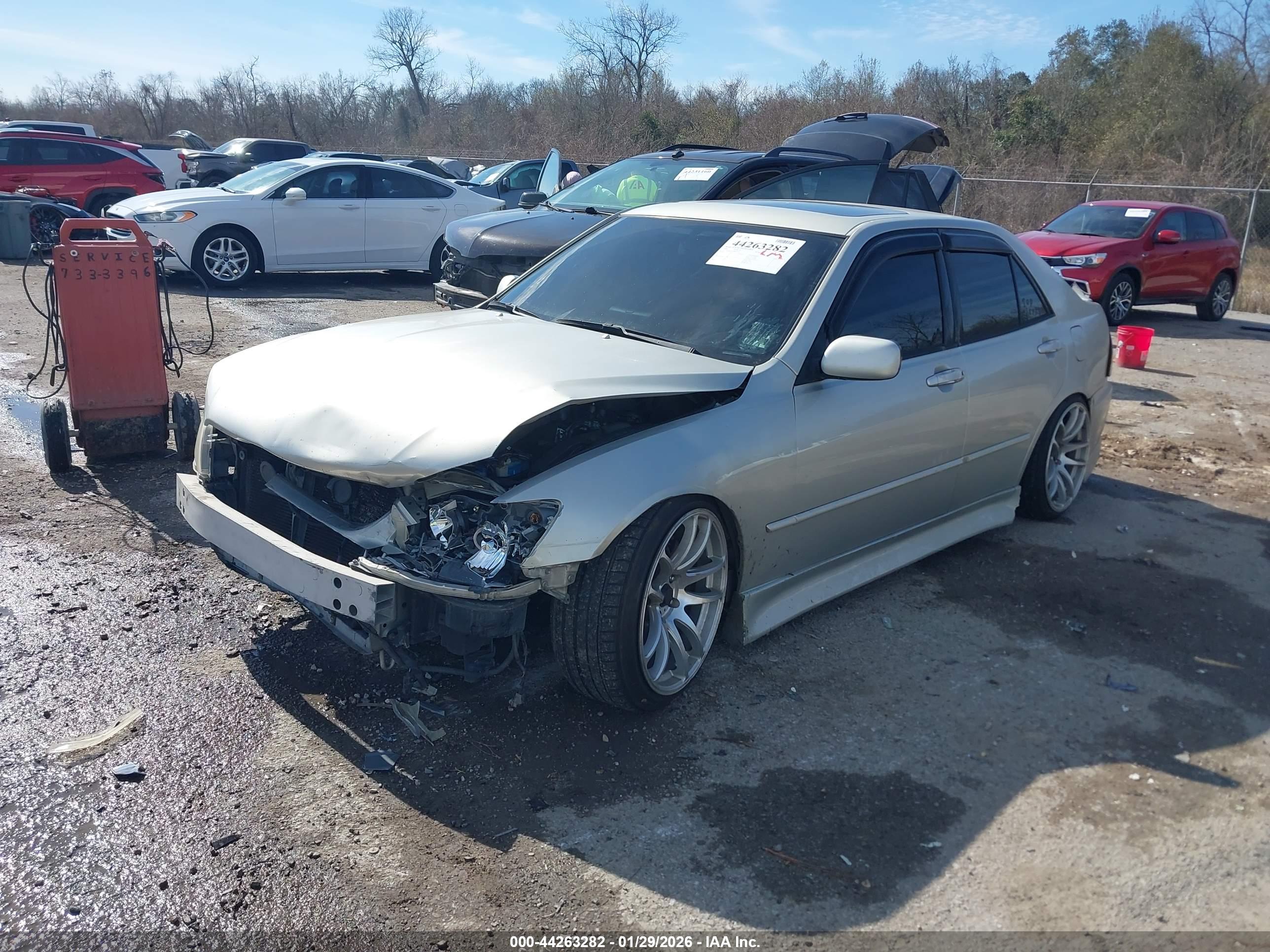 LEXUS IS image 2