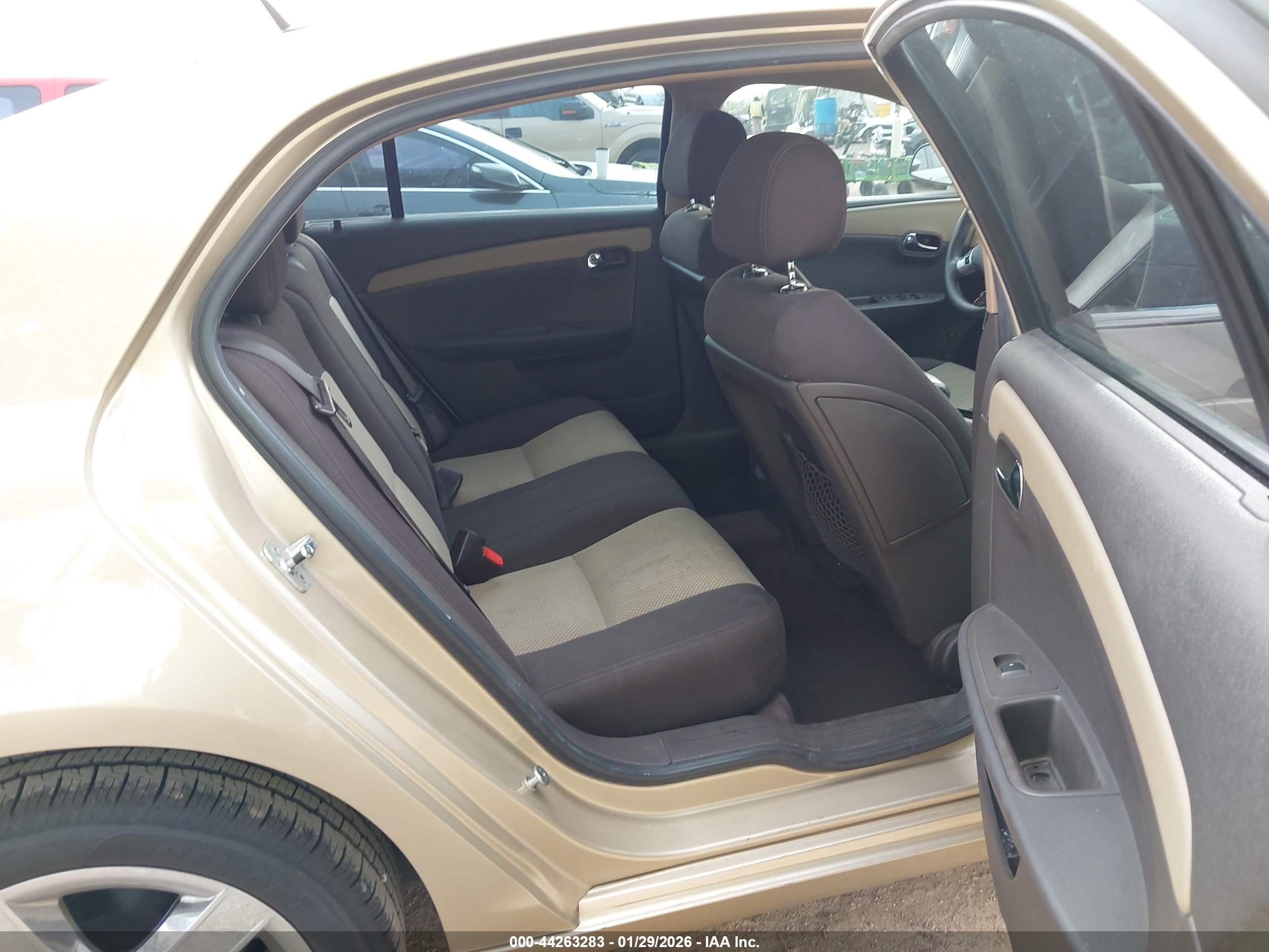 CHEVROLET MALIBU image 8