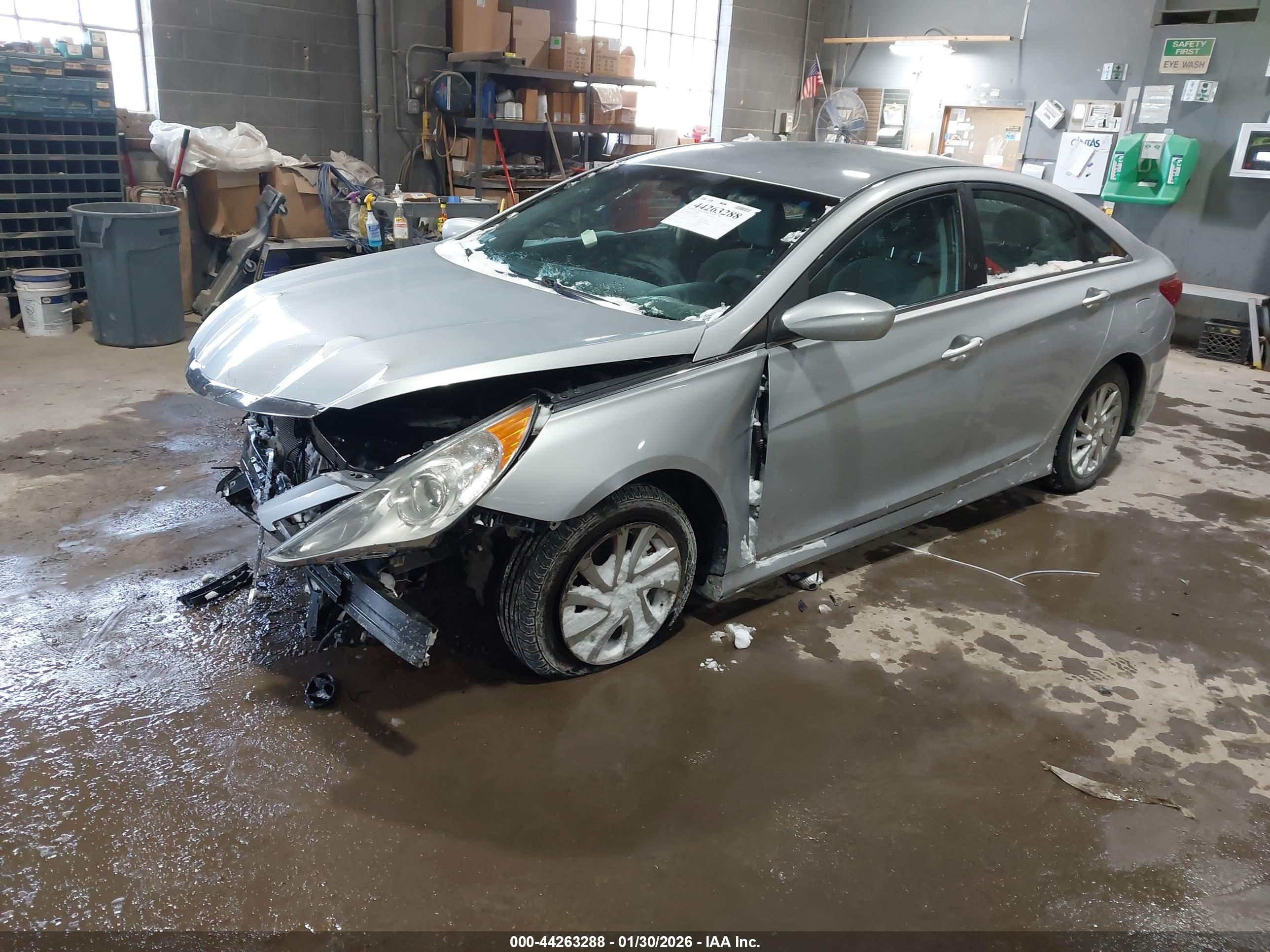 HYUNDAI SONATA image 2