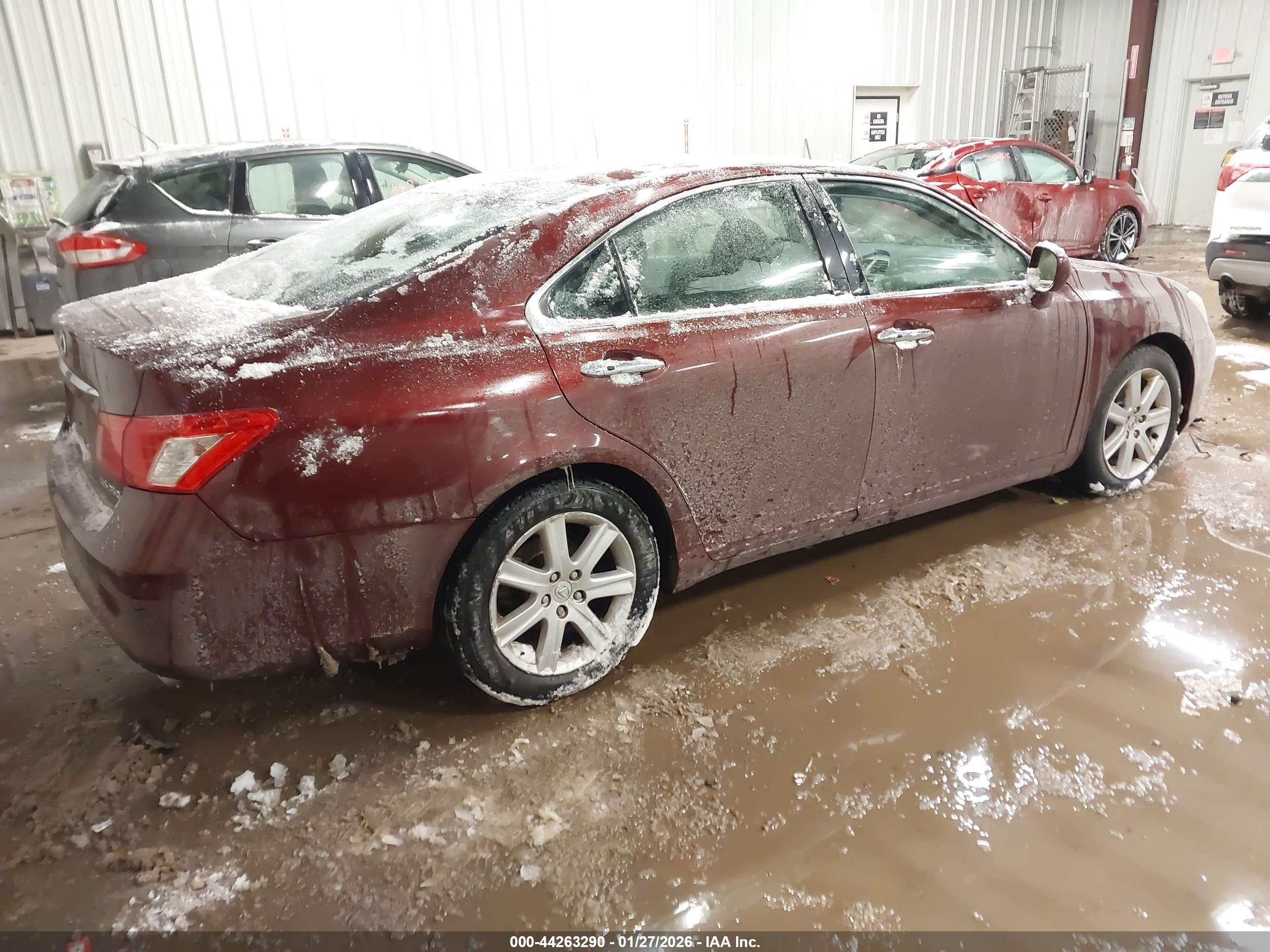 LEXUS ES image 4