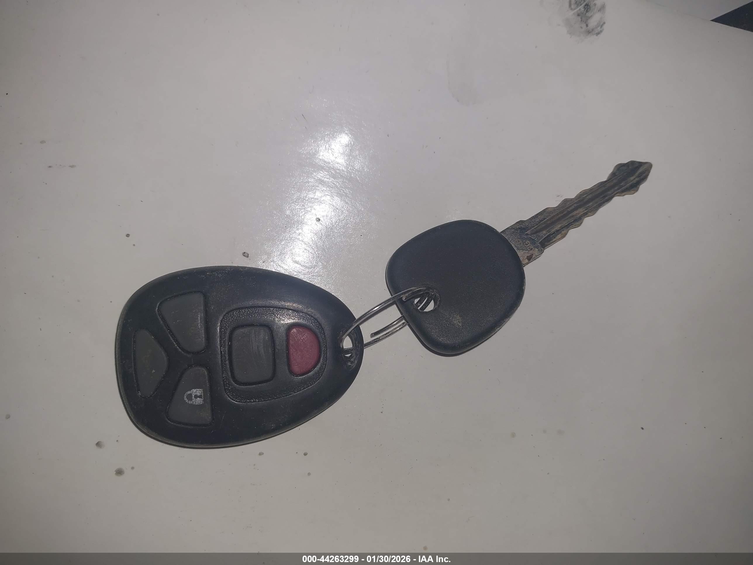 BUICK LUCERNE image 11