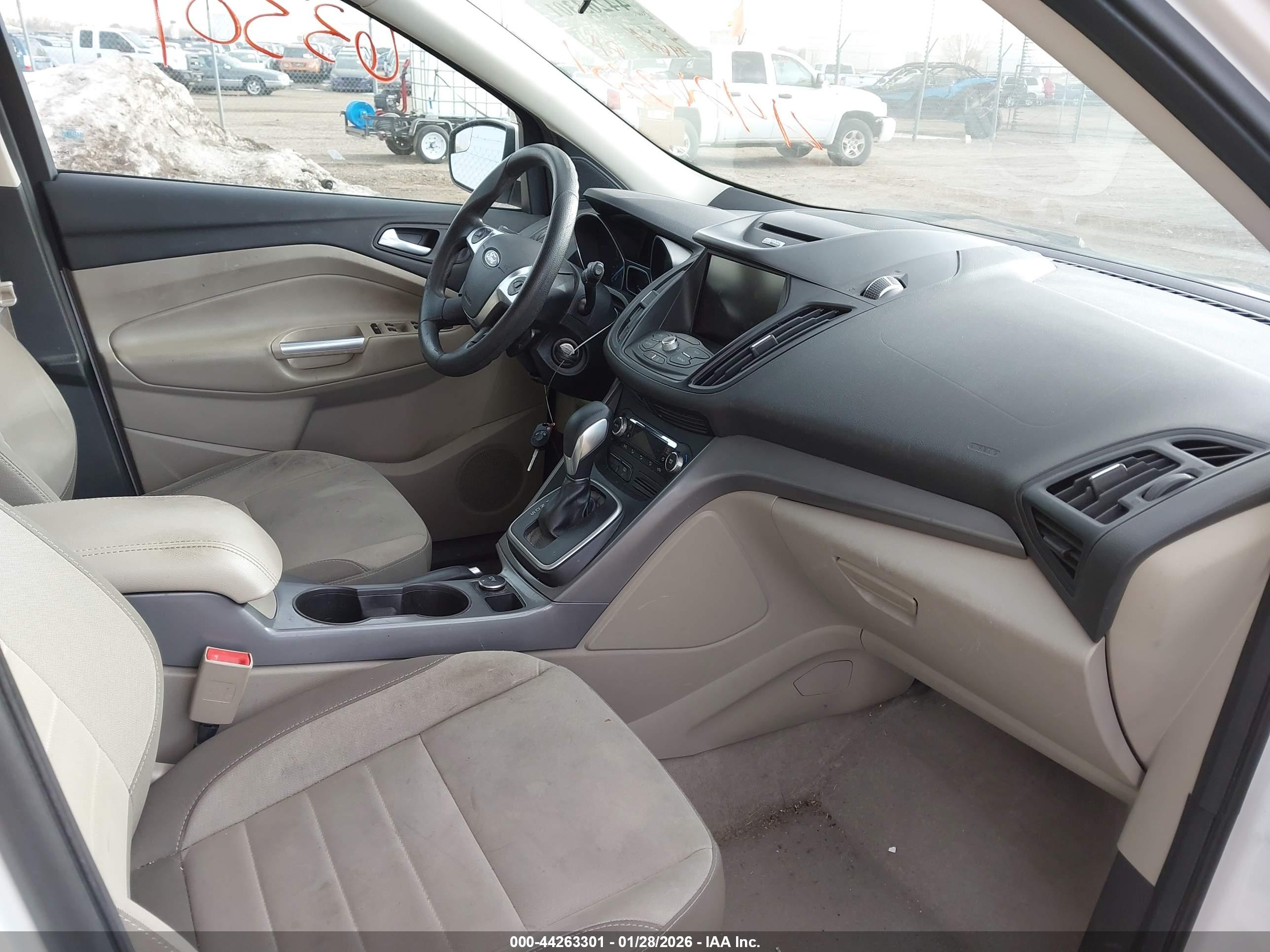 FORD ESCAPE image 5