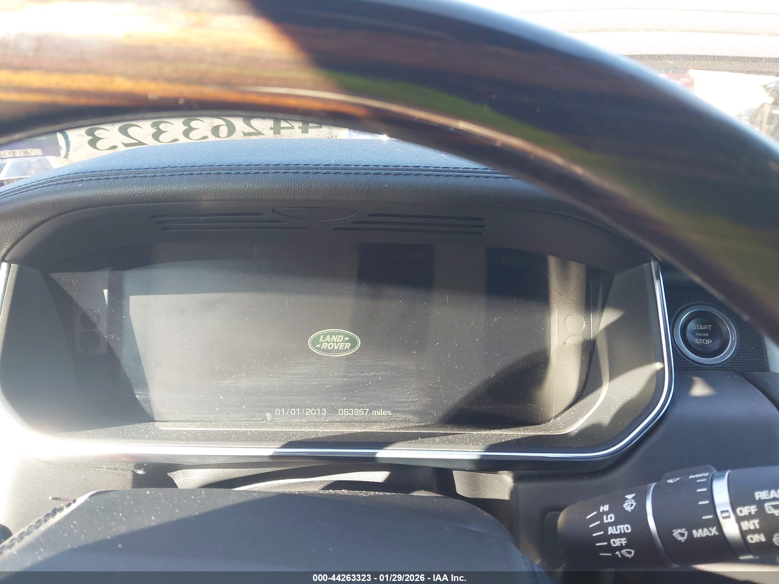 LAND ROVER image 7