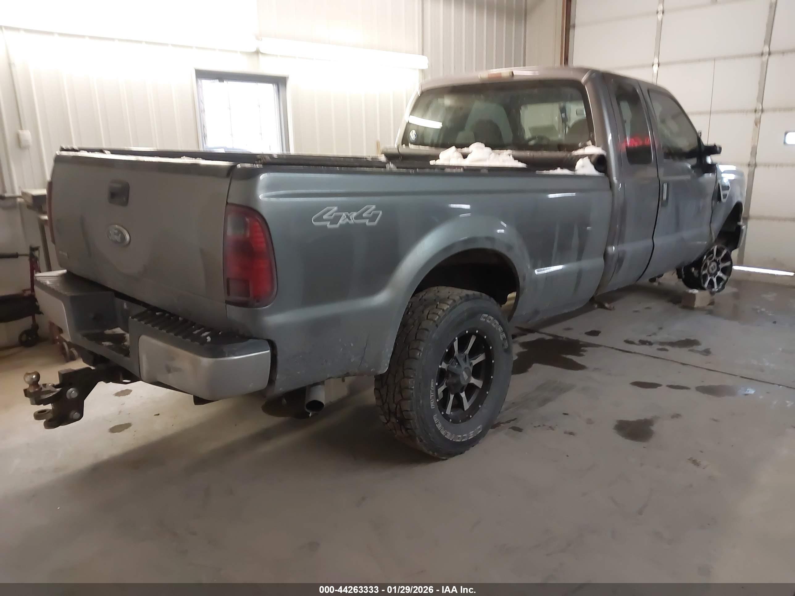 FORD F-250 image 4