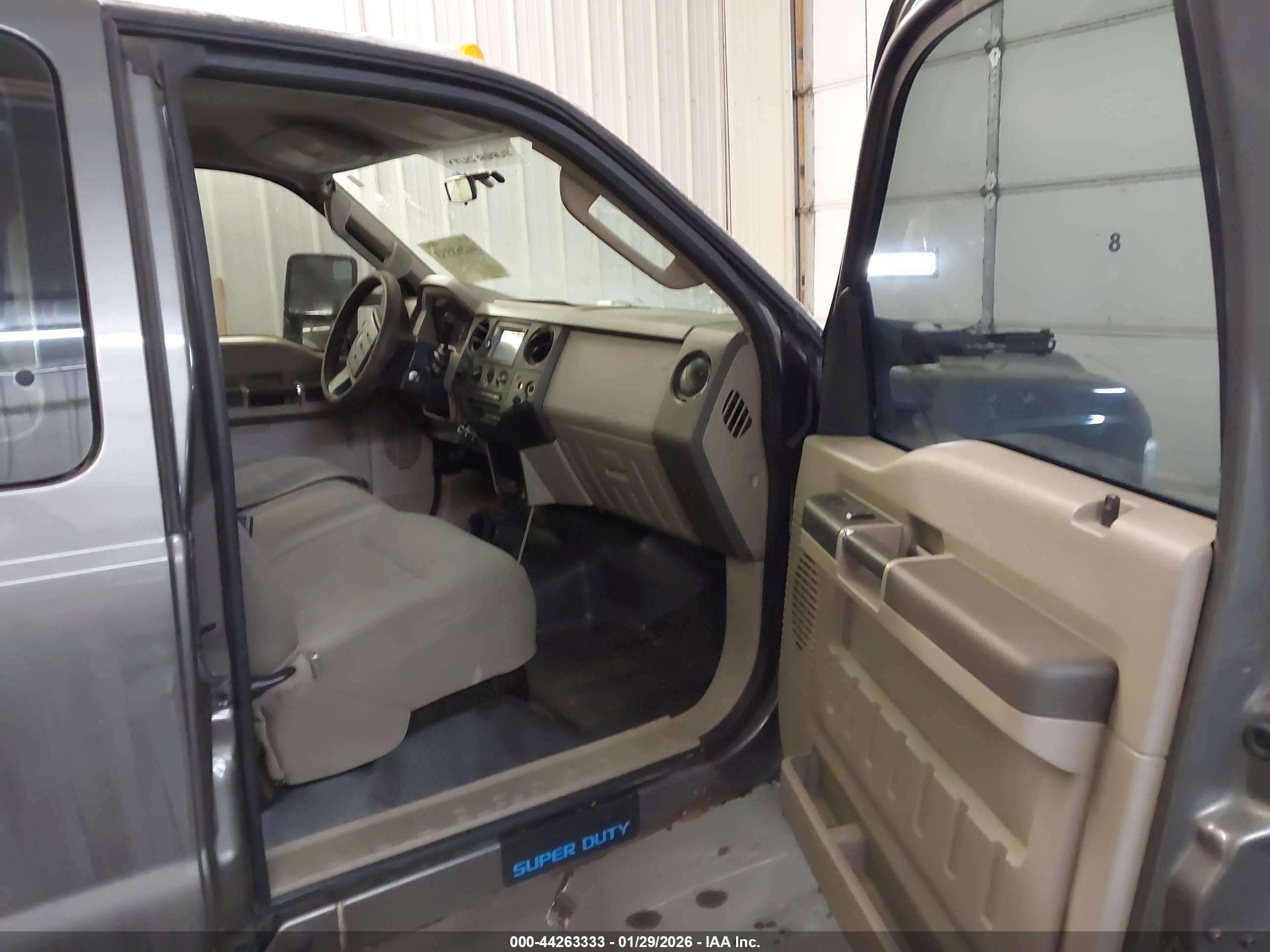 FORD F-250 image 5