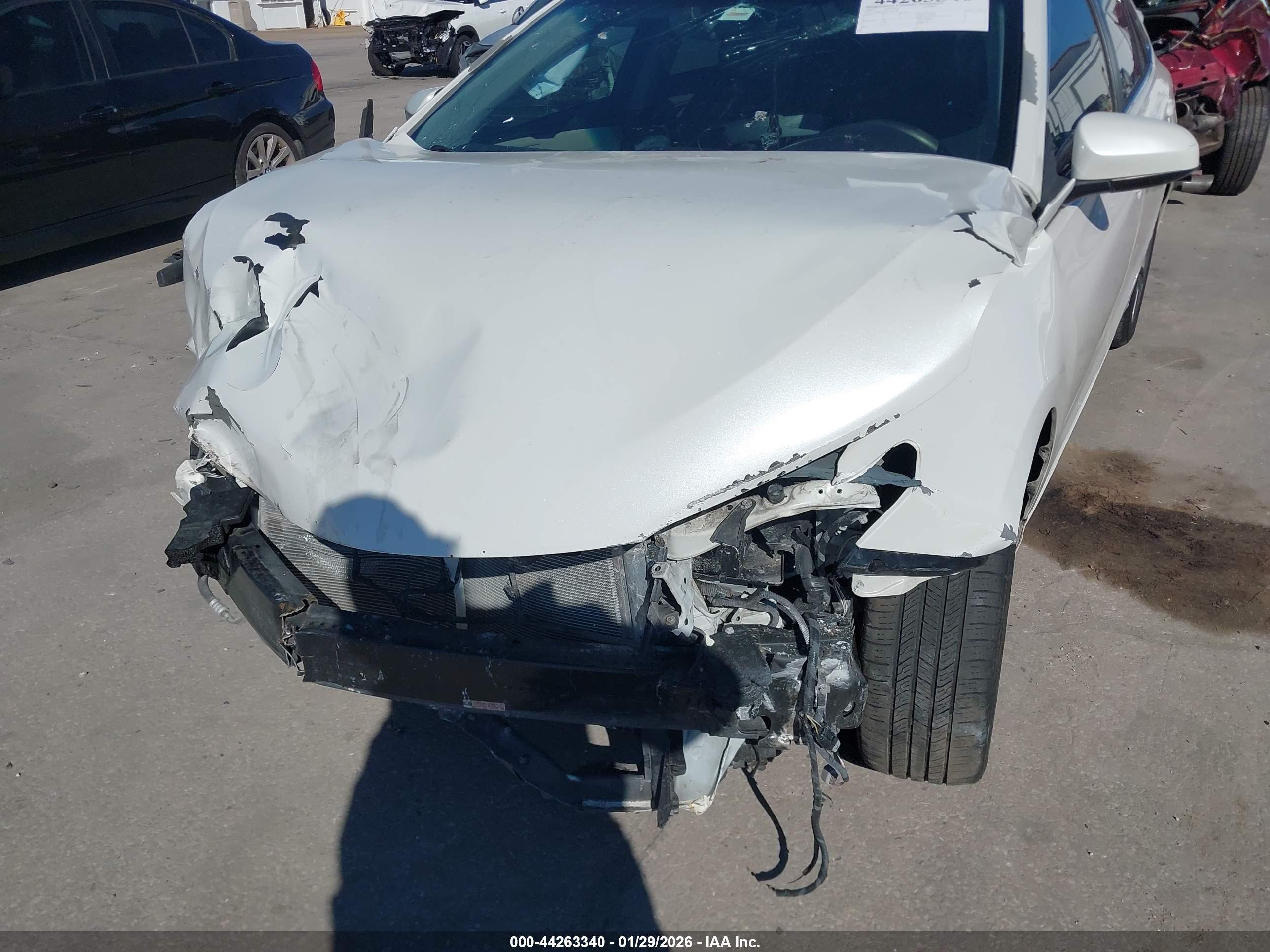 TOYOTA CAMRY image 6