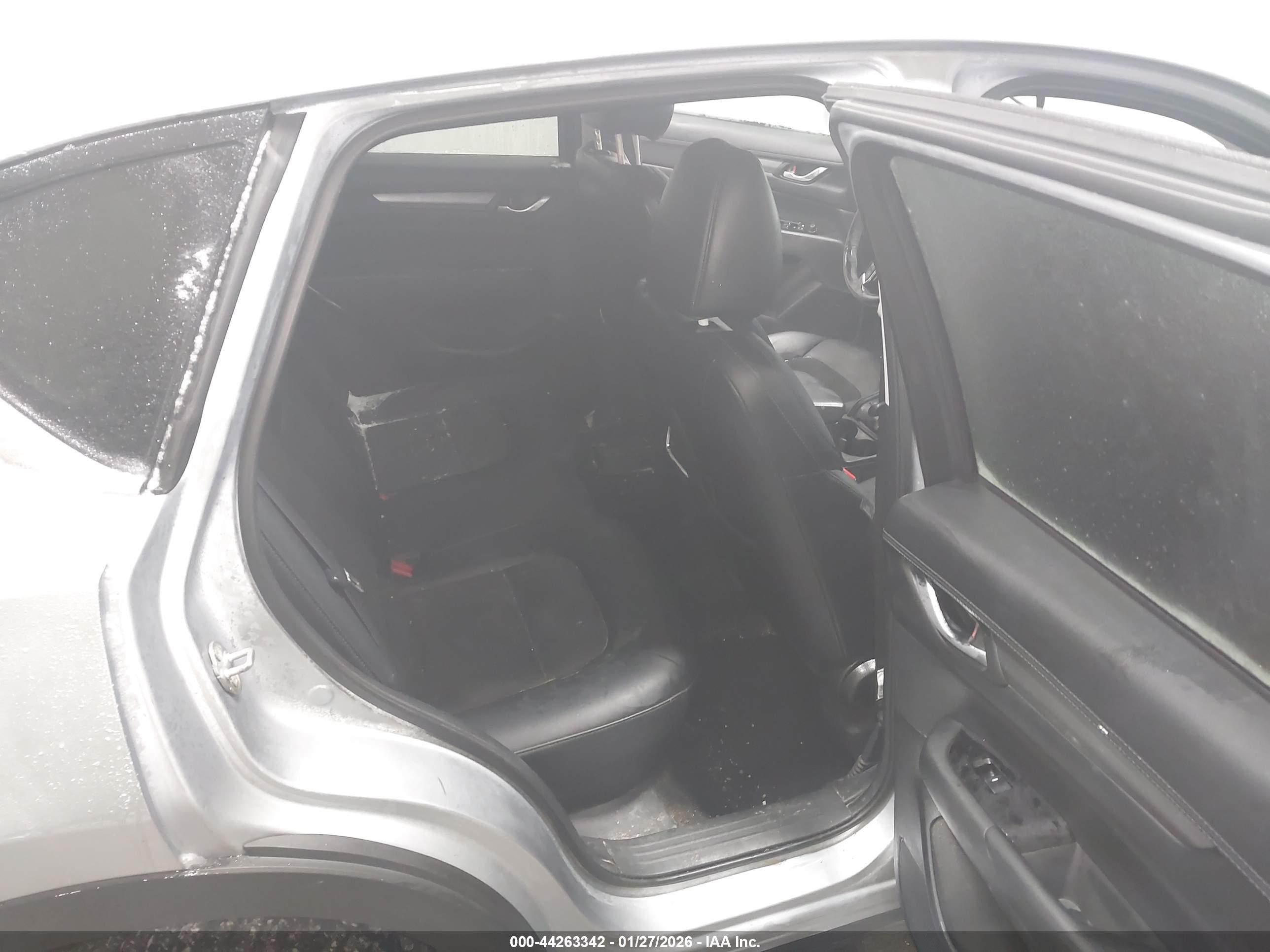 MAZDA CX-5 image 8