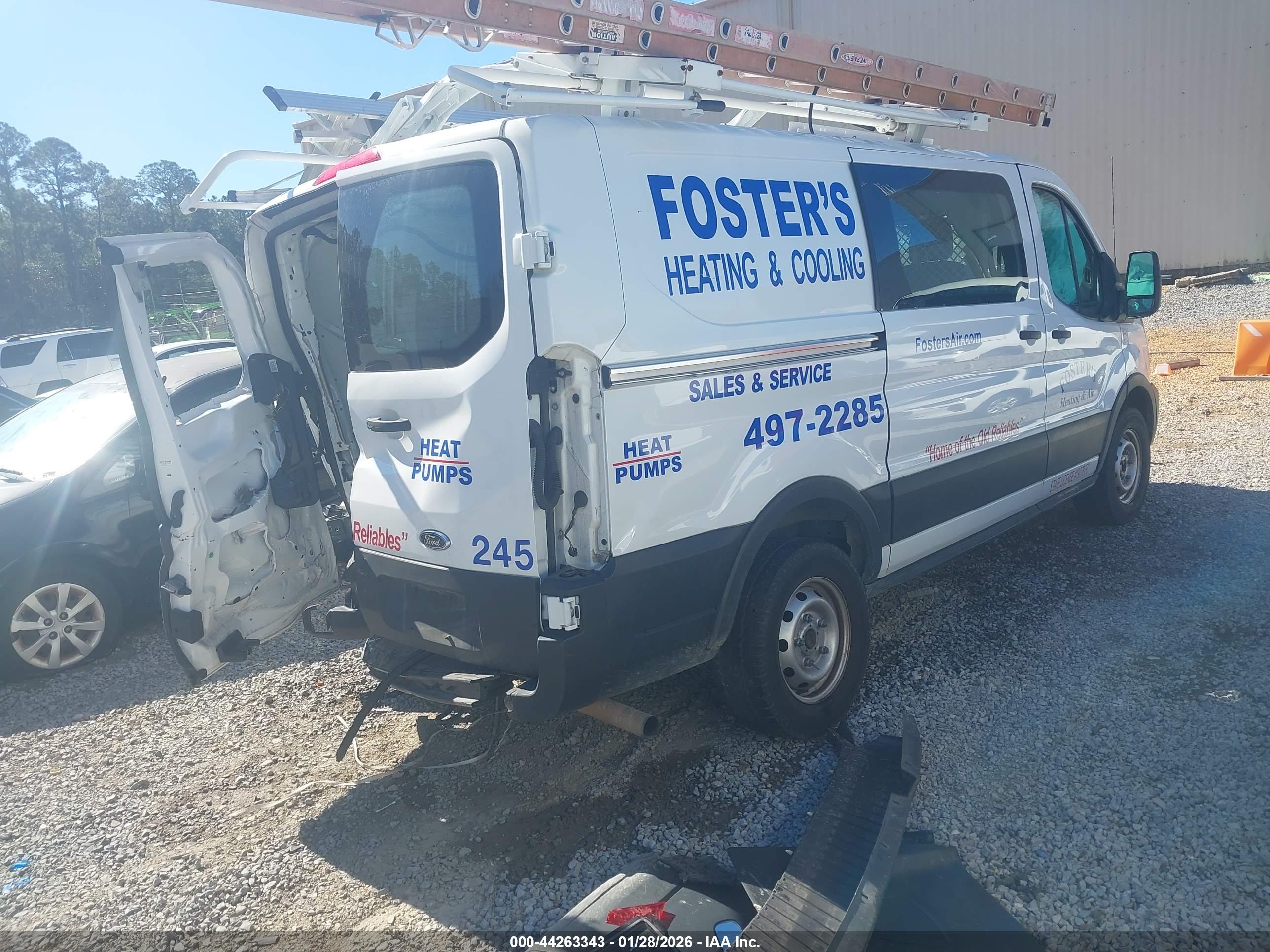 FORD TRANSIT-250 image 4