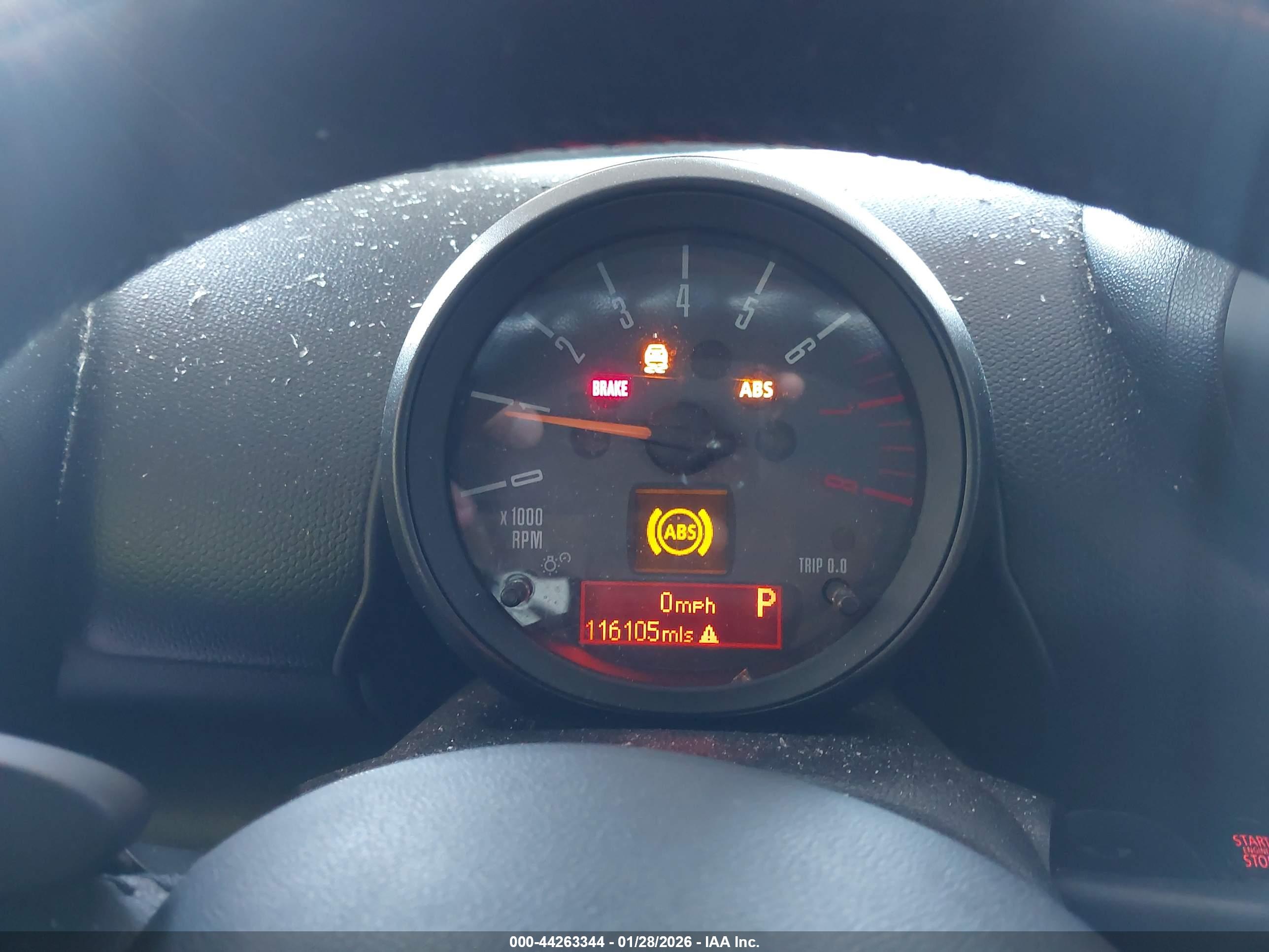 MINI COUNTRYMAN image 7