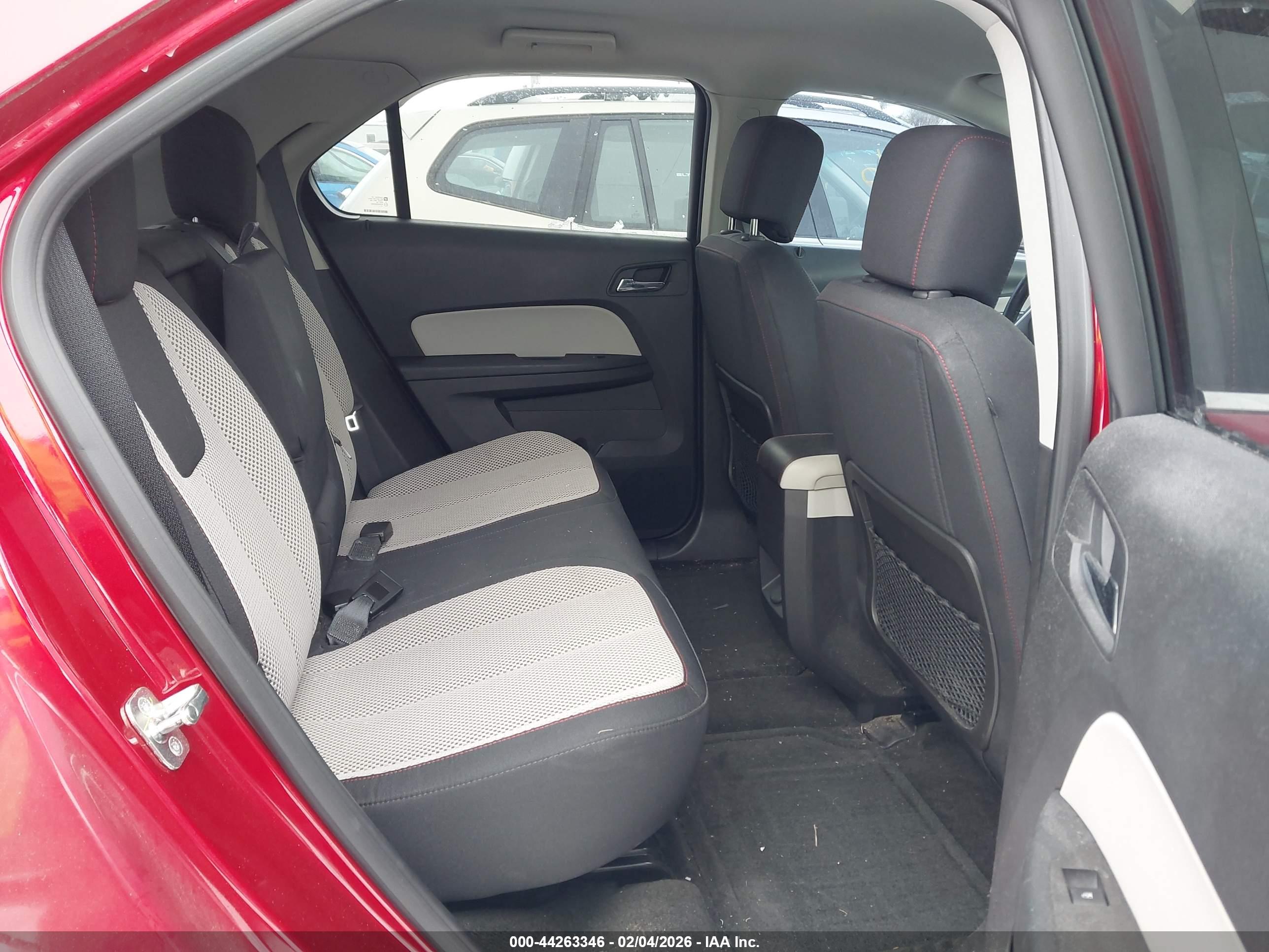 CHEVROLET EQUINOX image 8