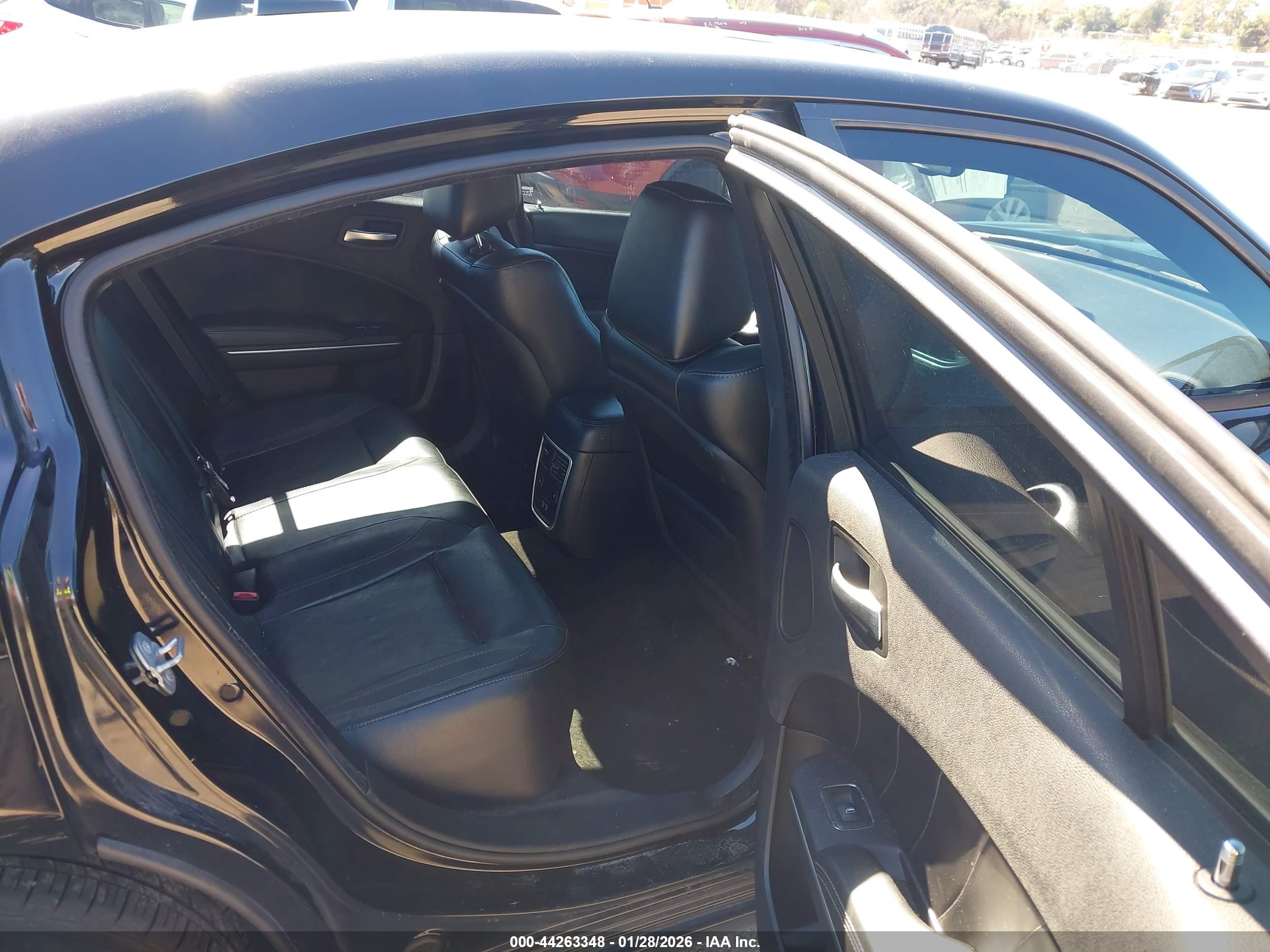 DODGE CHARGER image 8