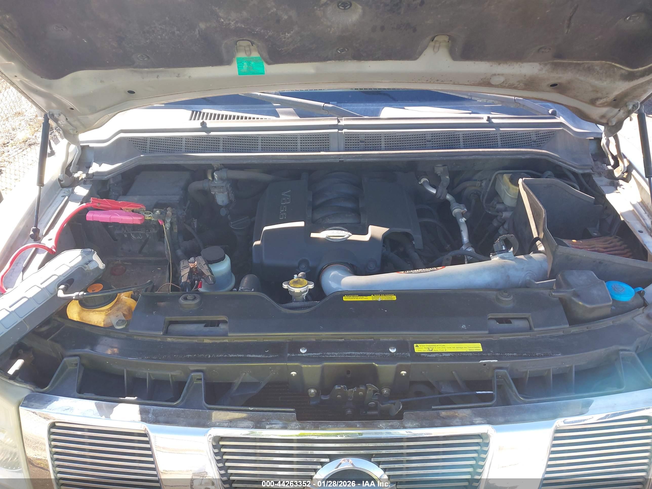 NISSAN TITAN image 10