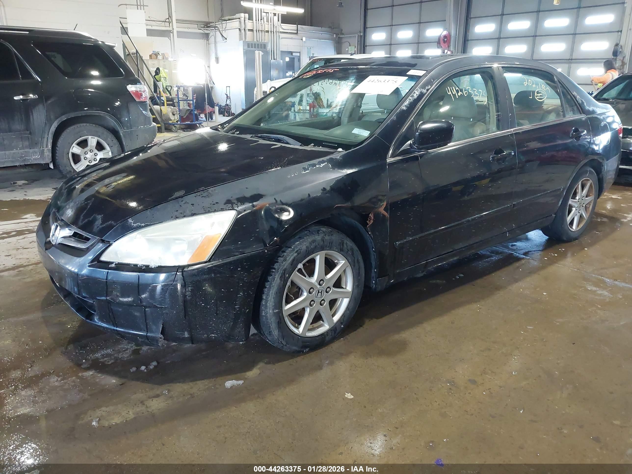 HONDA ACCORD image 2