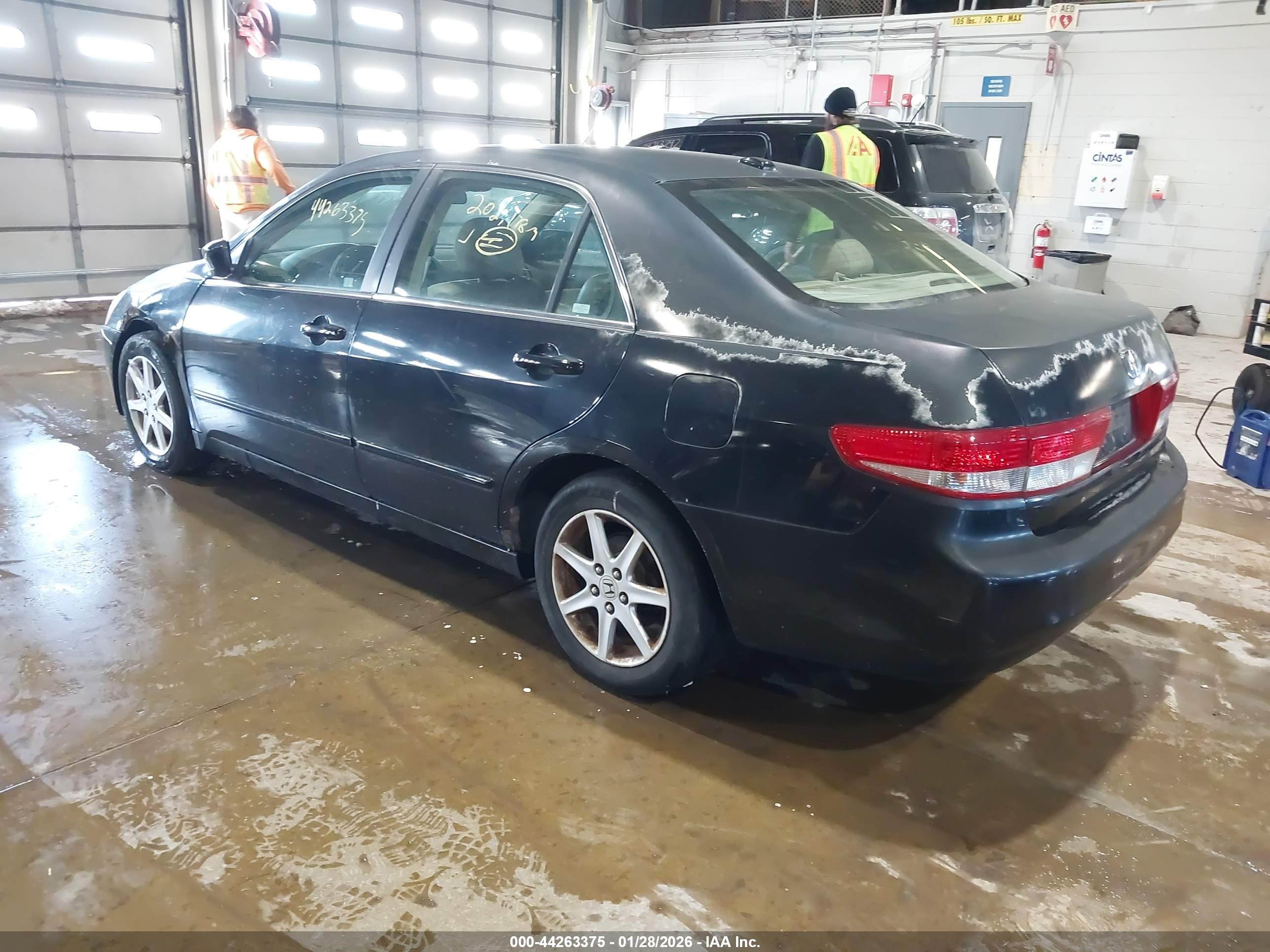 HONDA ACCORD image 3