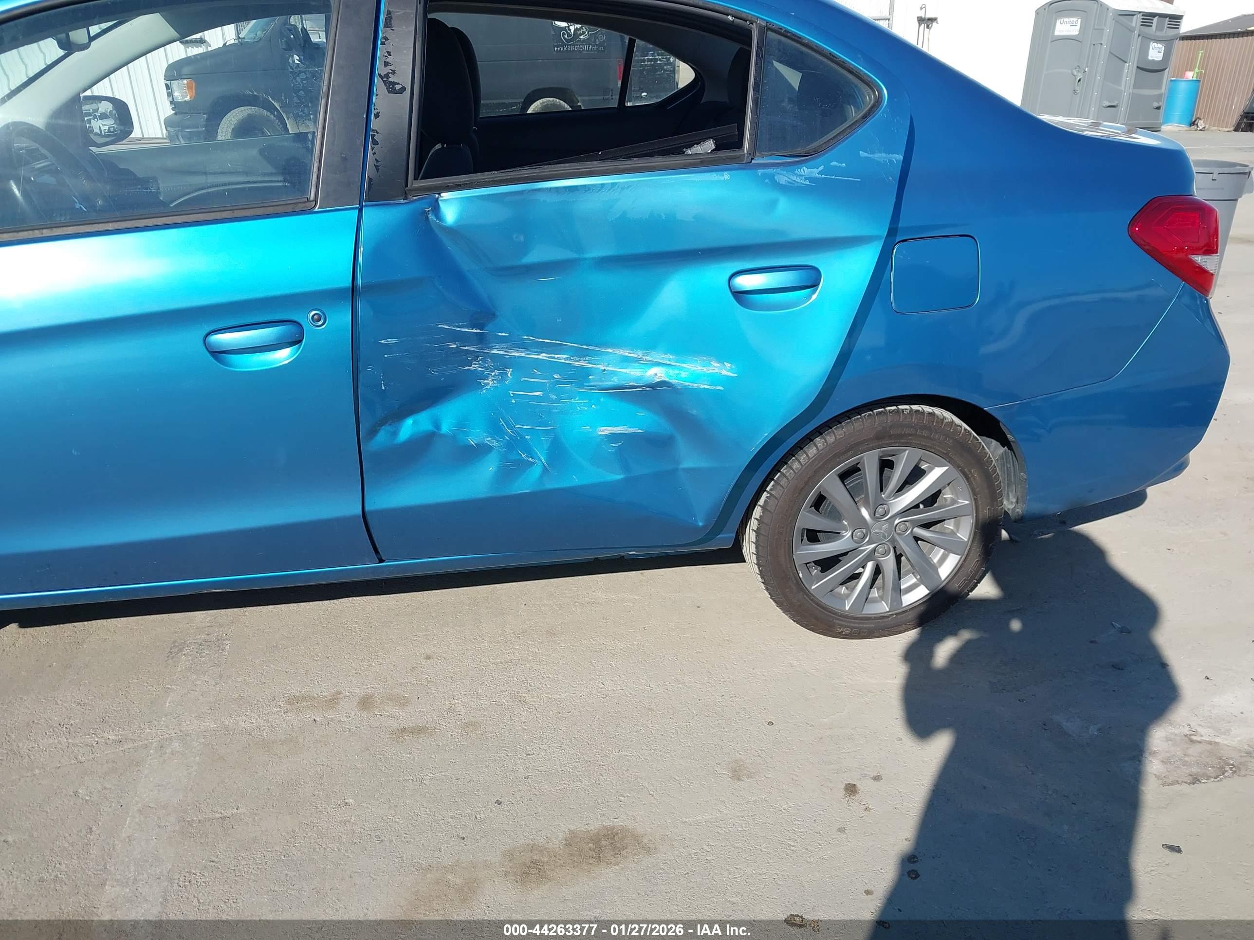 MITSUBISHI MIRAGE image 6