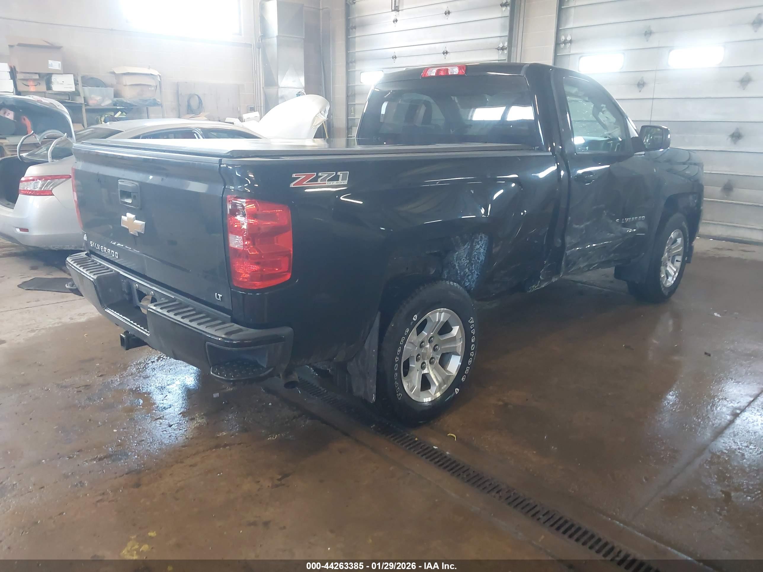 CHEVROLET SILVERADO image 4