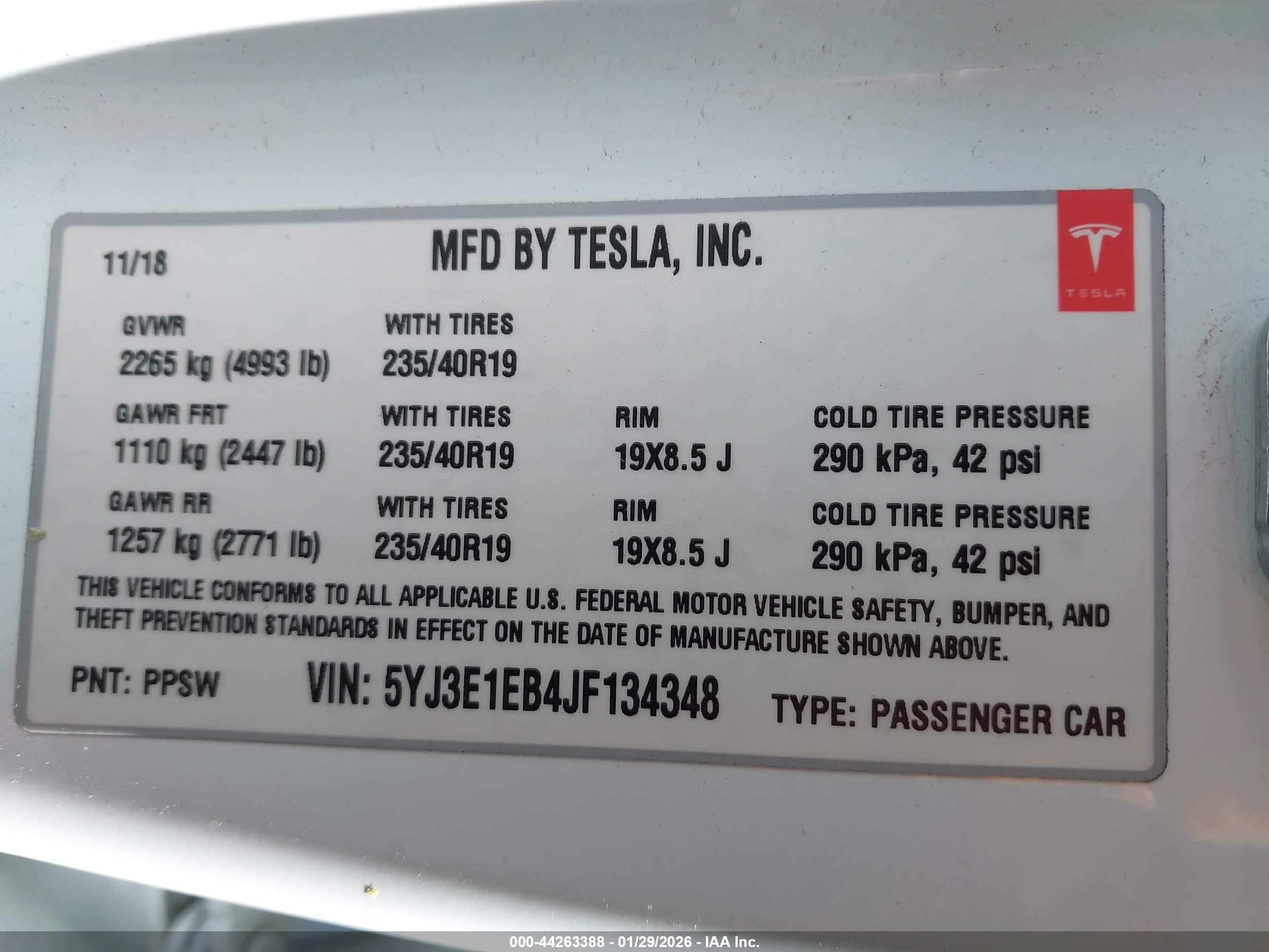 TESLA MODEL image 9