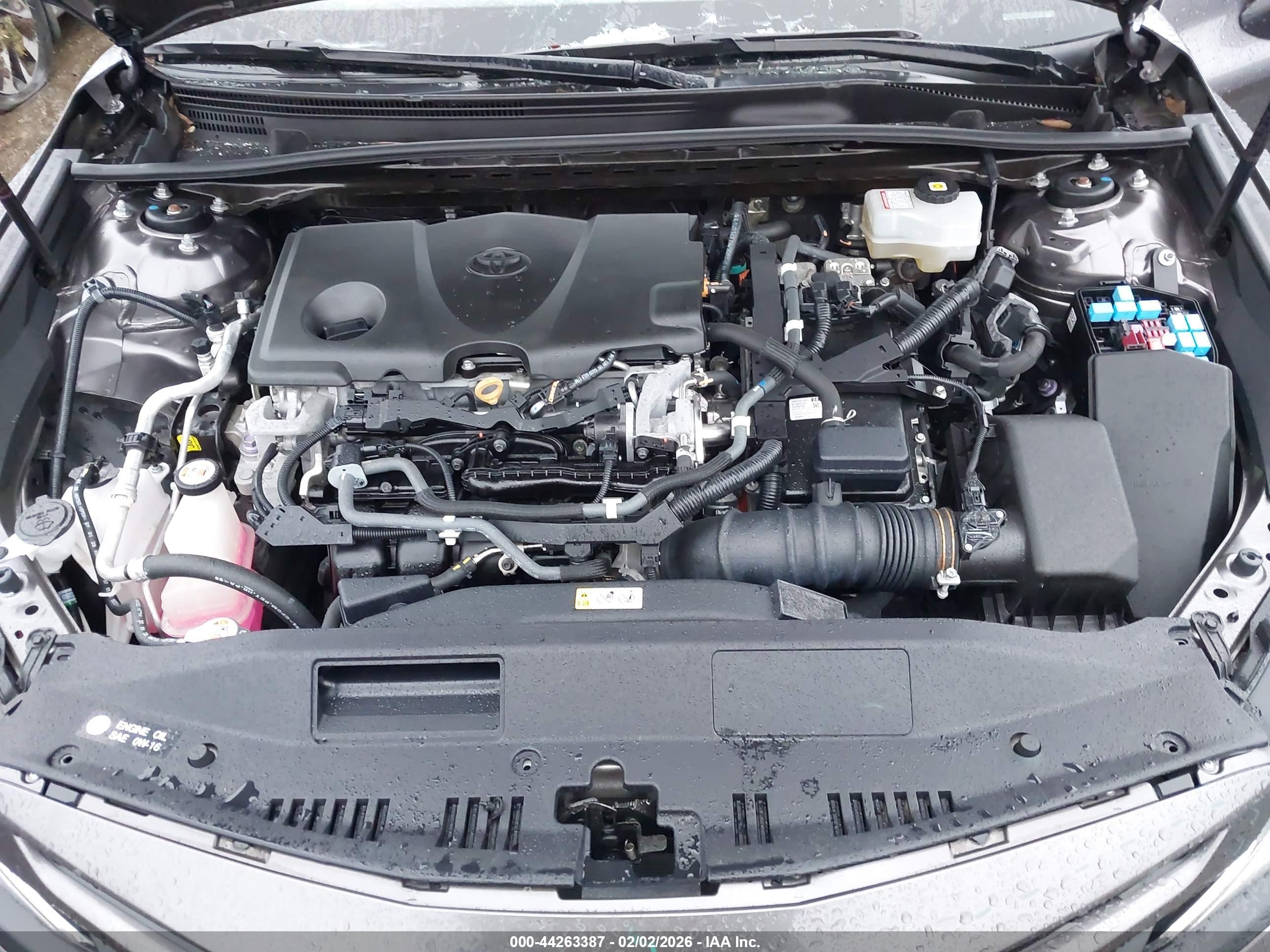TOYOTA CAMRY image 10