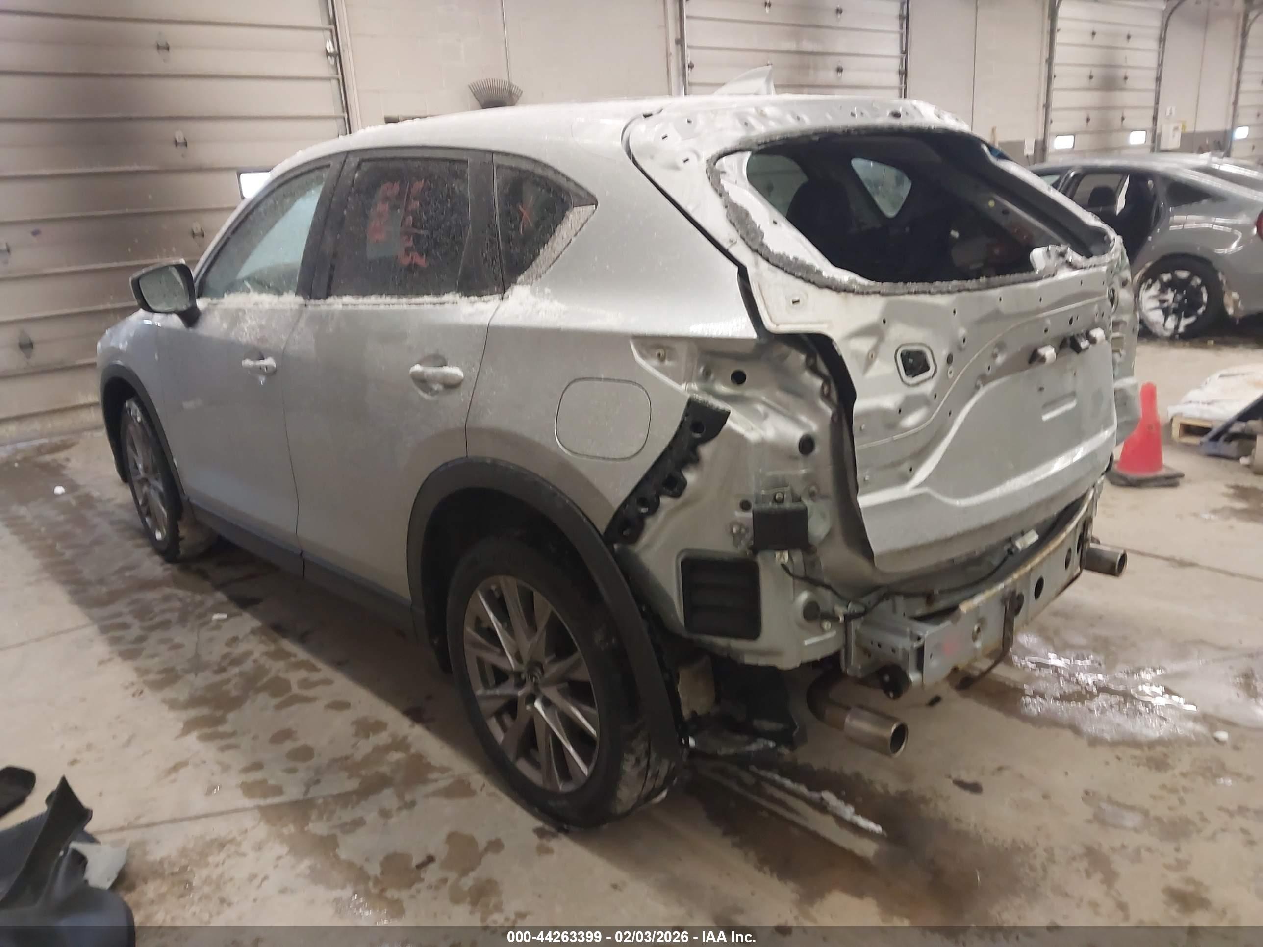 MAZDA CX-5 image 3