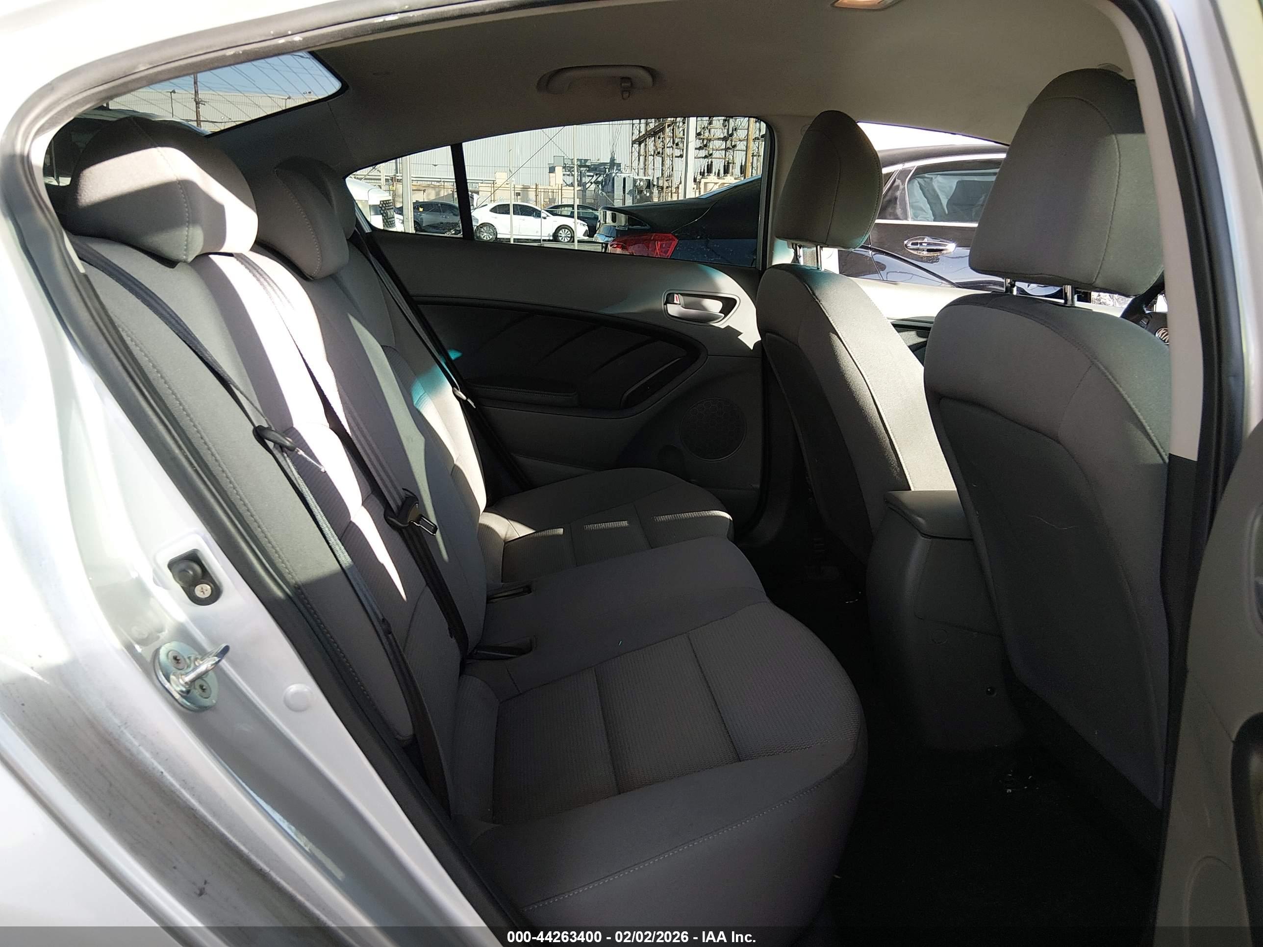KIA FORTE image 8