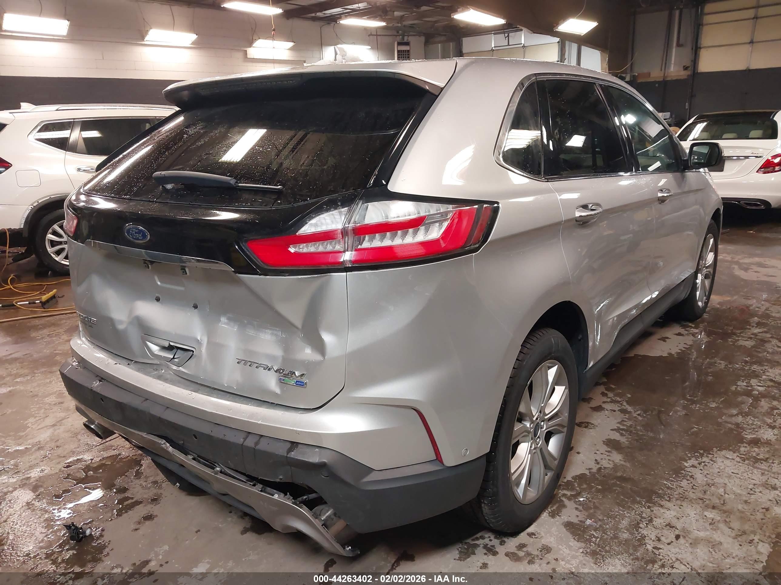 FORD EDGE image 4