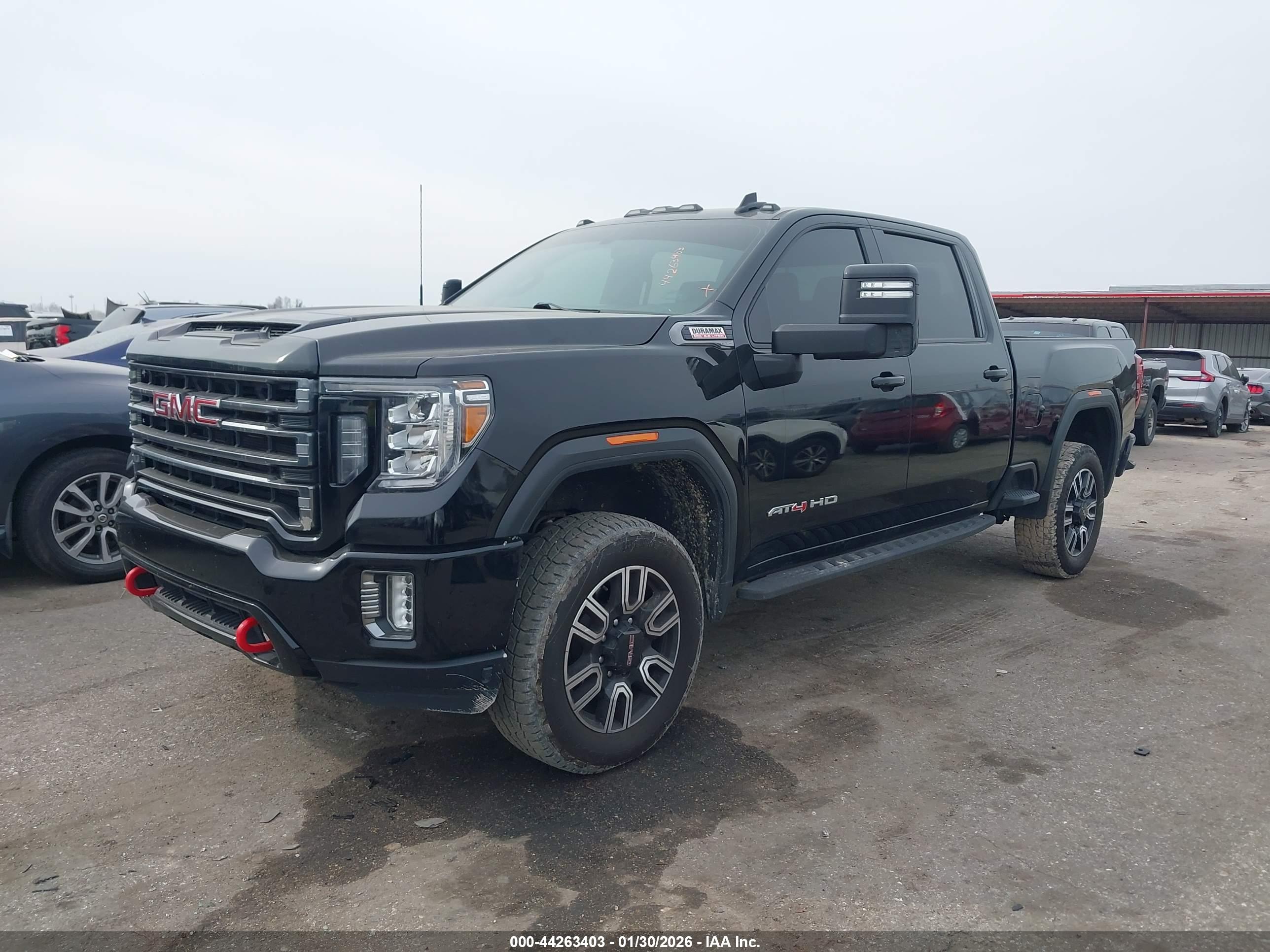 GMC SIERRA image 2