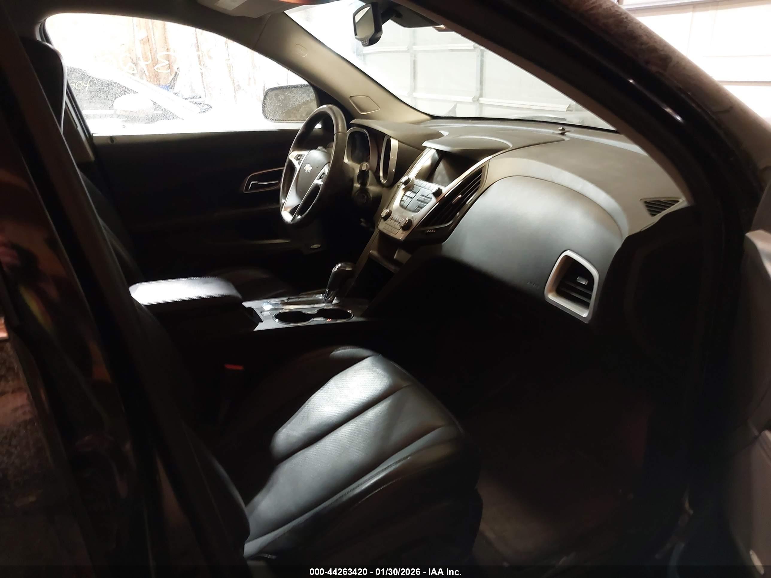 CHEVROLET EQUINOX image 5