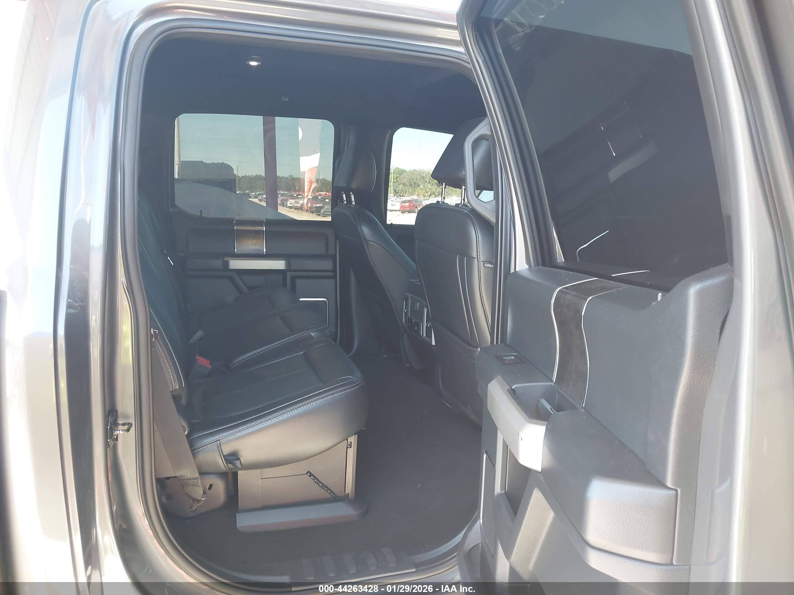 FORD F-250 image 8