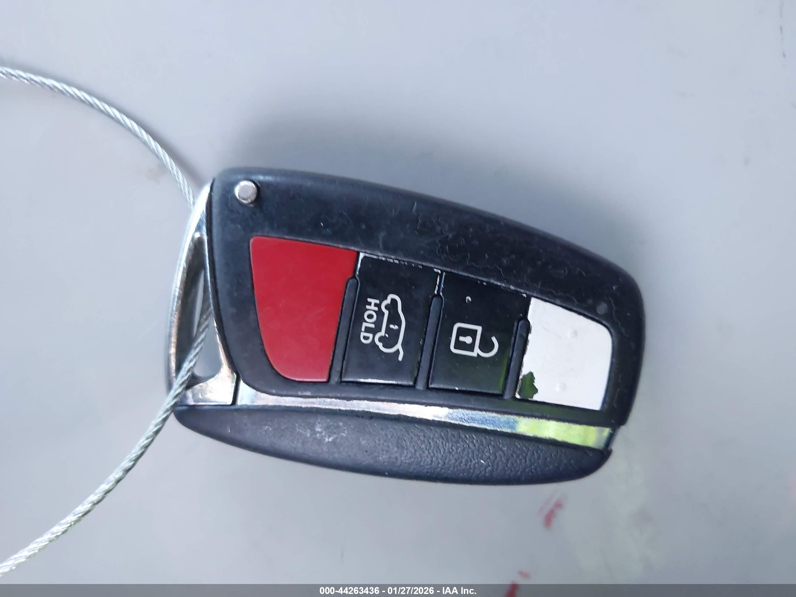 HYUNDAI SANTA image 11