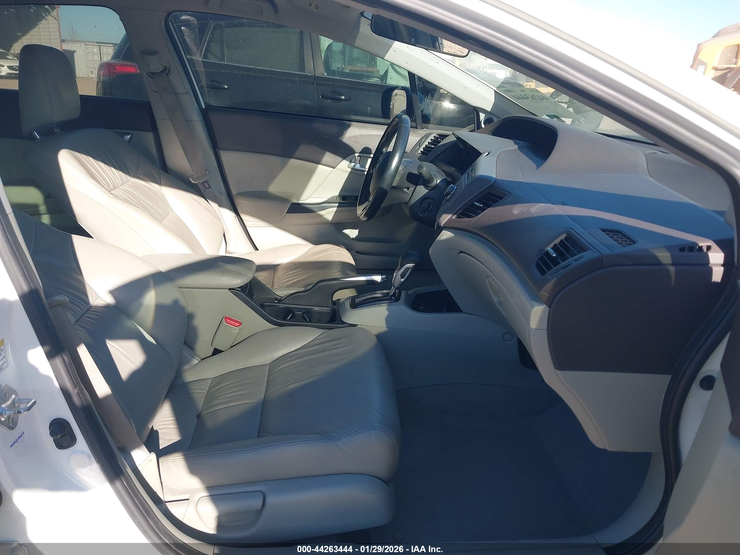 HONDA CIVIC image 5