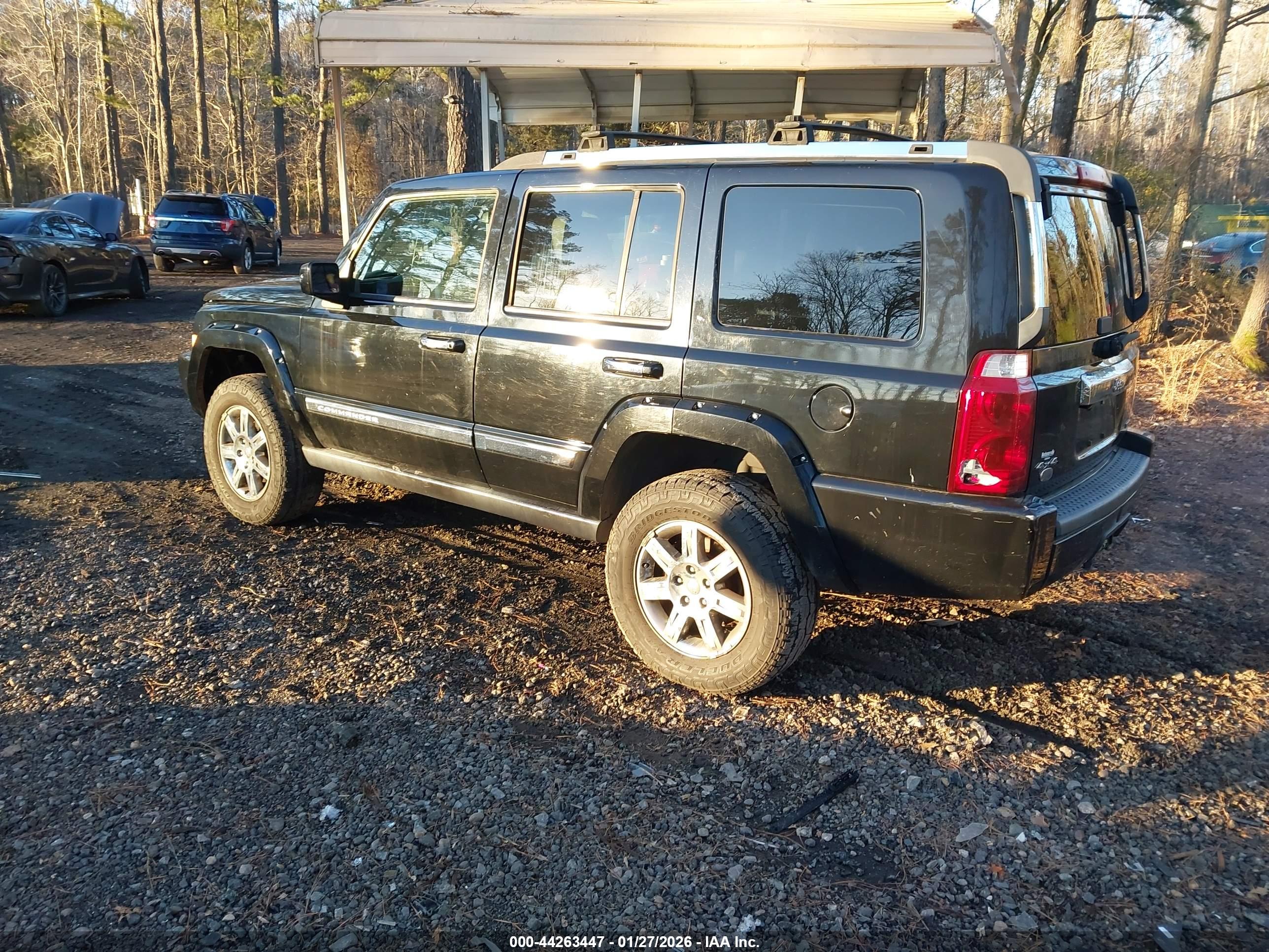 JEEP COMMANDER image 3