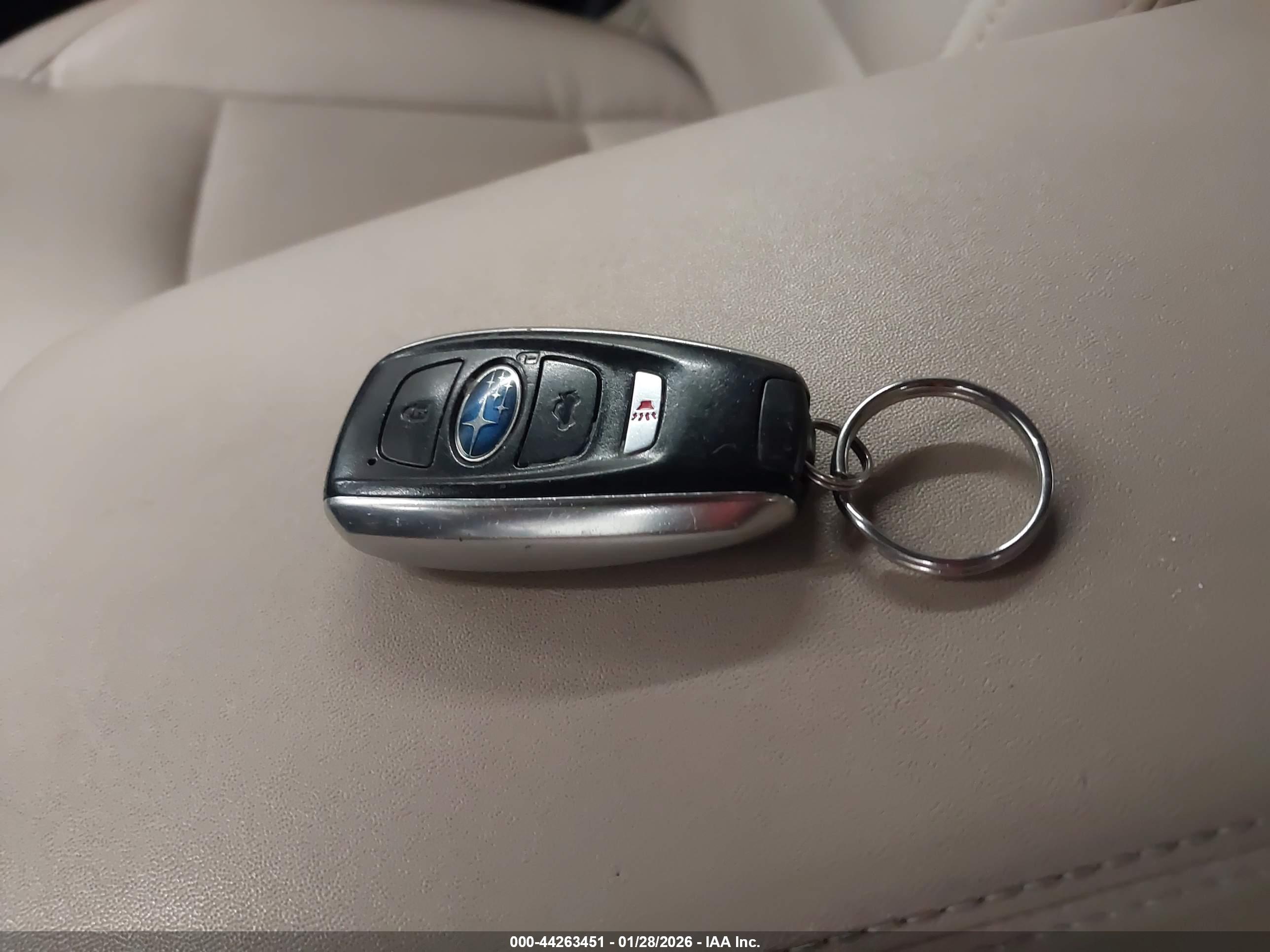 SUBARU OUTBACK image 11