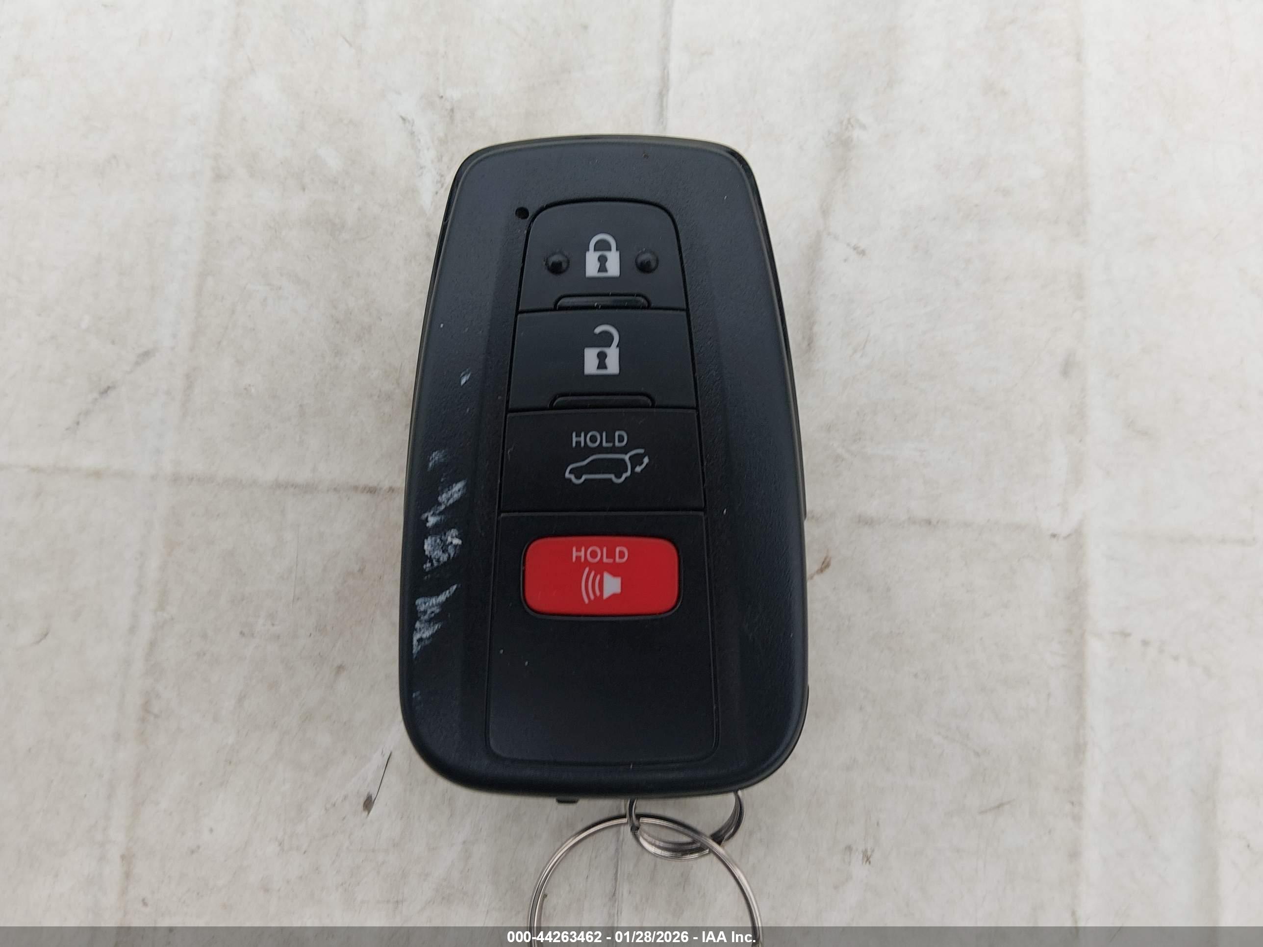 TOYOTA RAV4 image 11