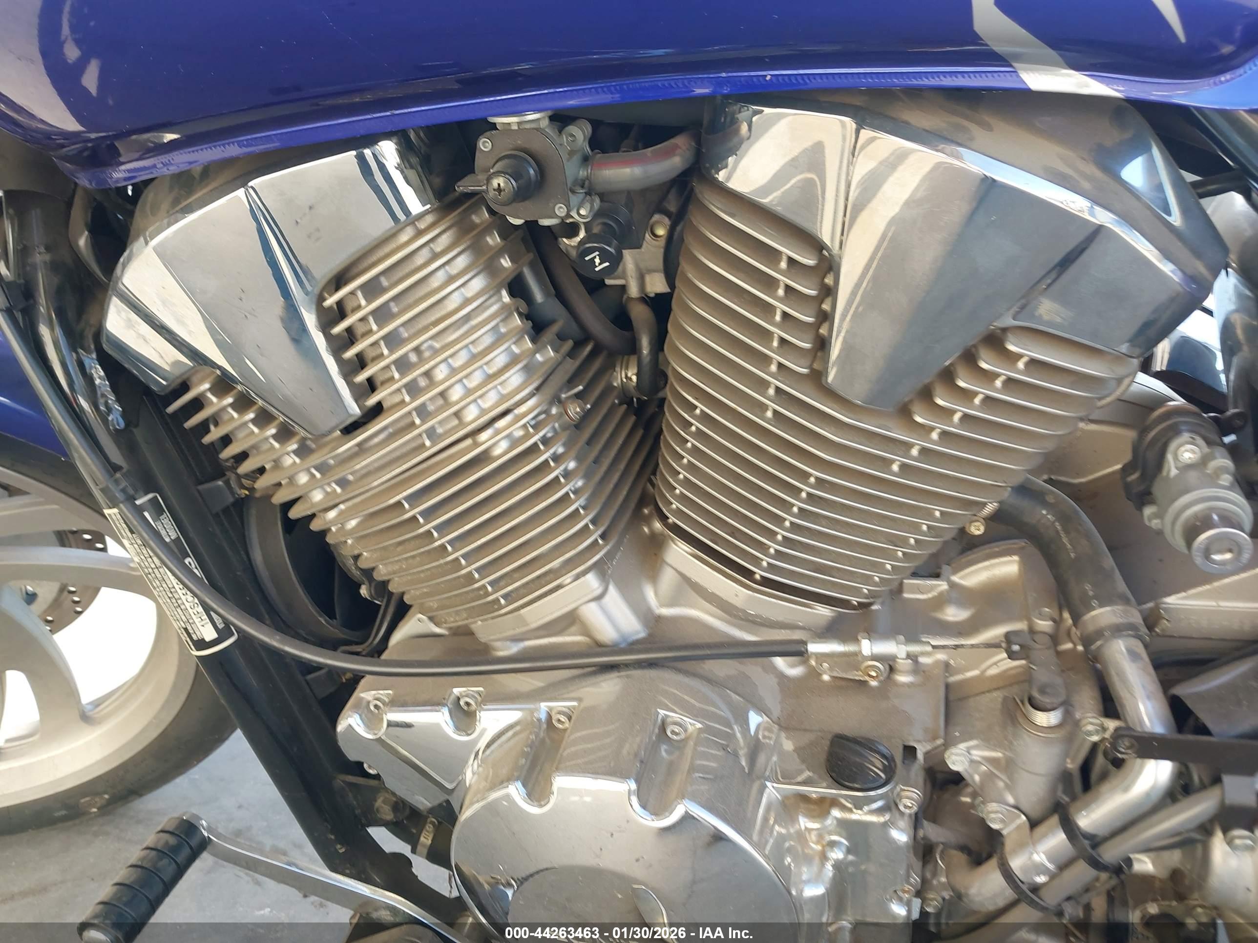 HONDA VTX1300 image 9