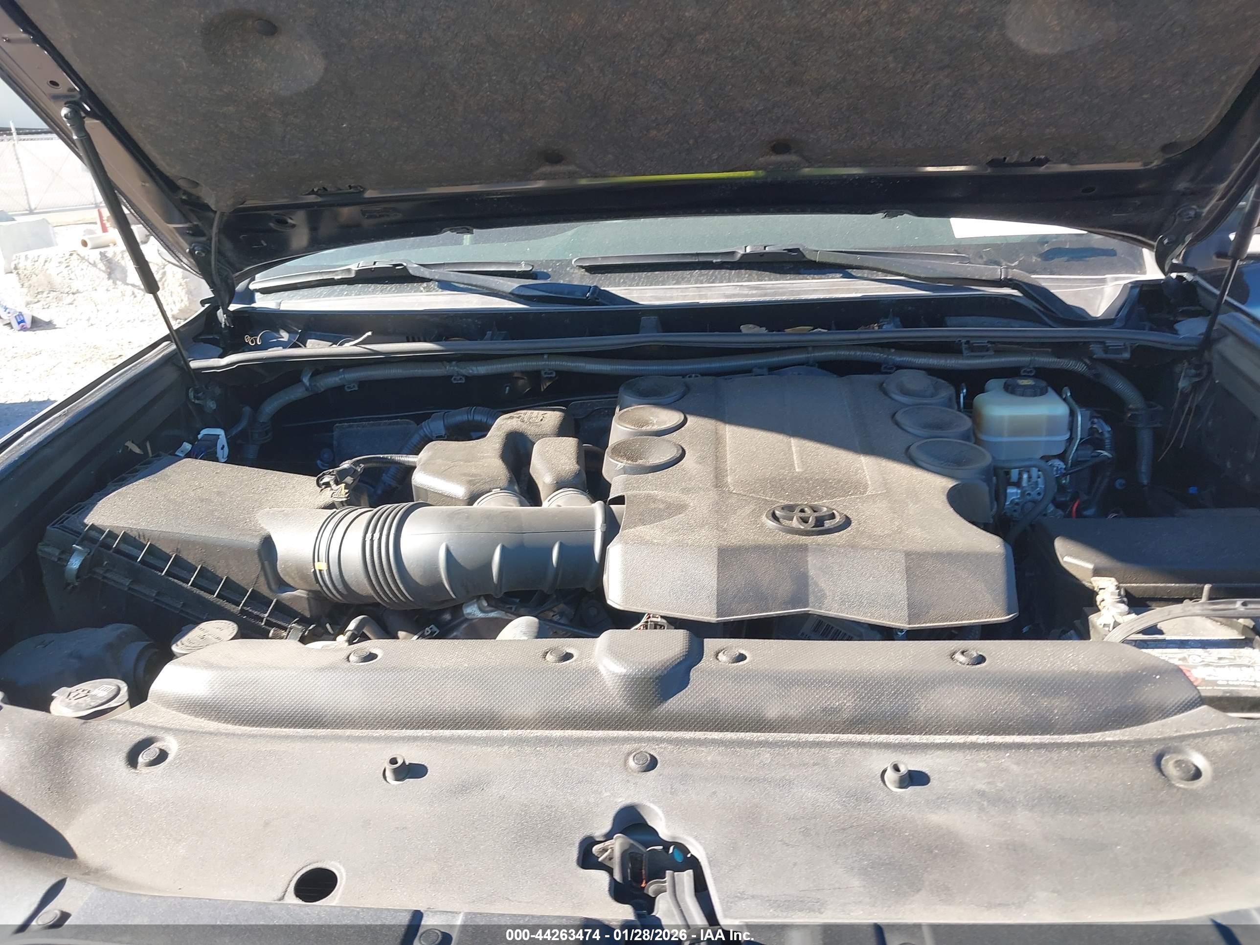 TOYOTA 4RUNNER image 10