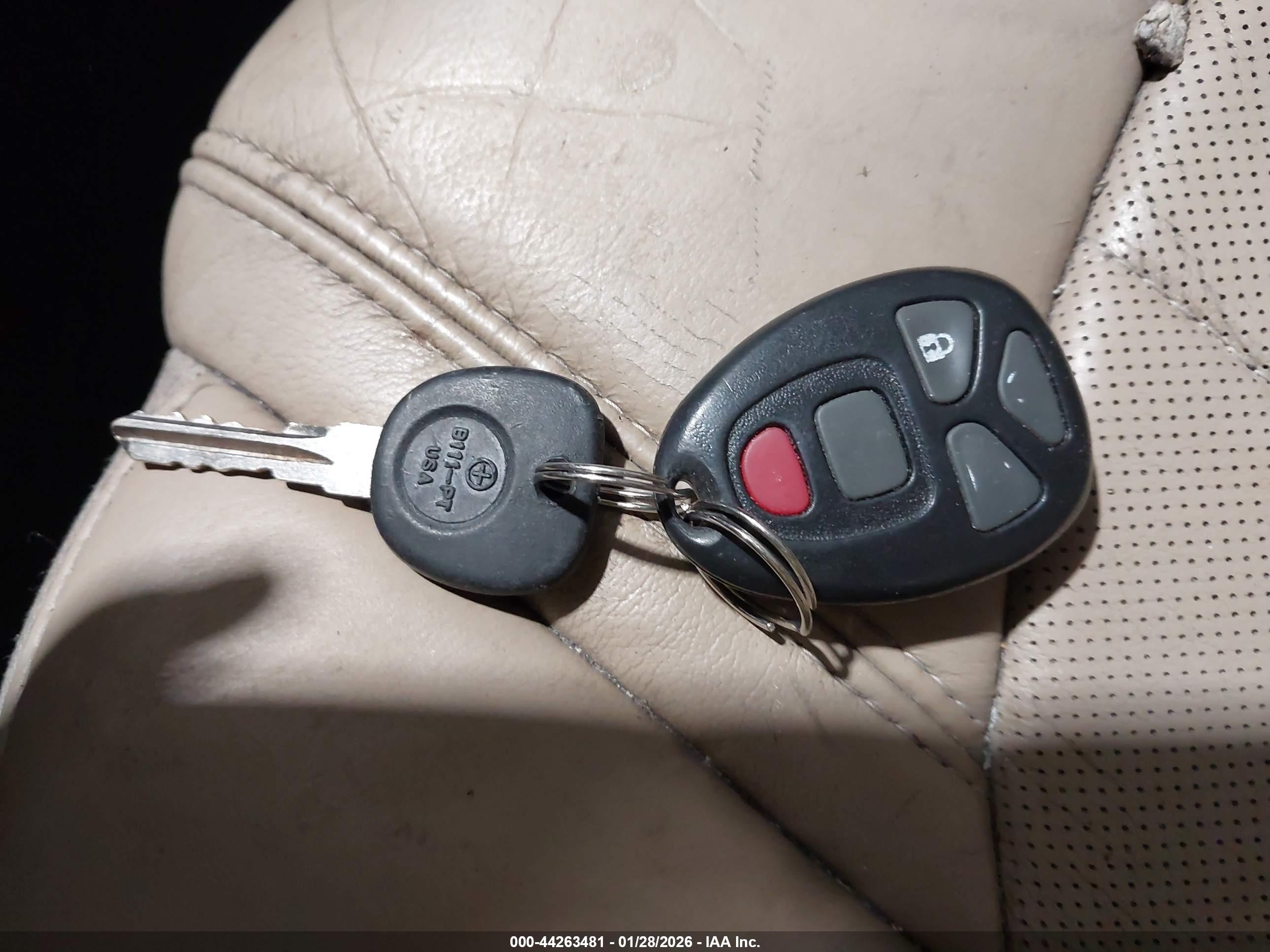 CHEVROLET TRAVERSE image 11