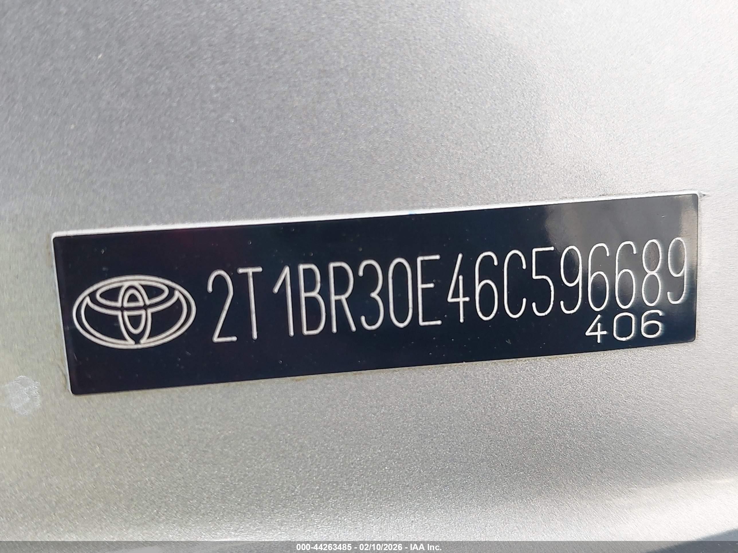 TOYOTA COROLLA image 9