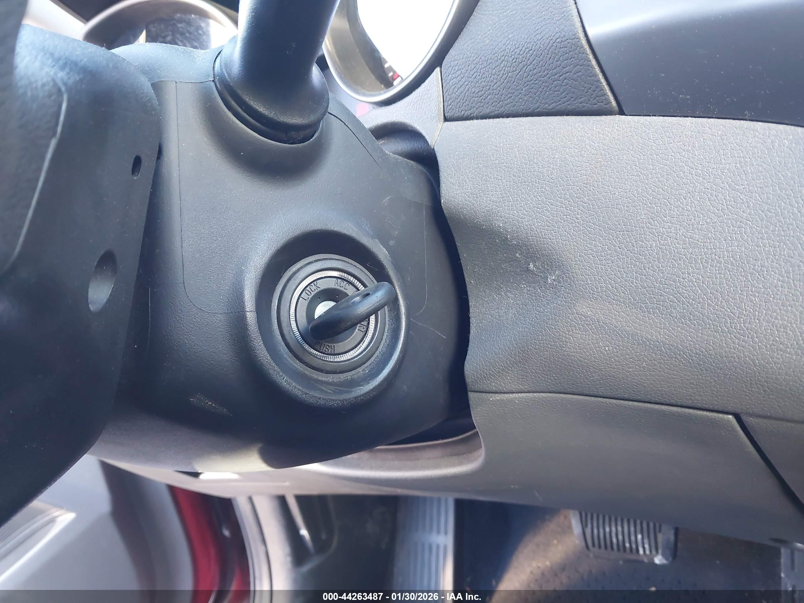 HYUNDAI ELANTRA image 11