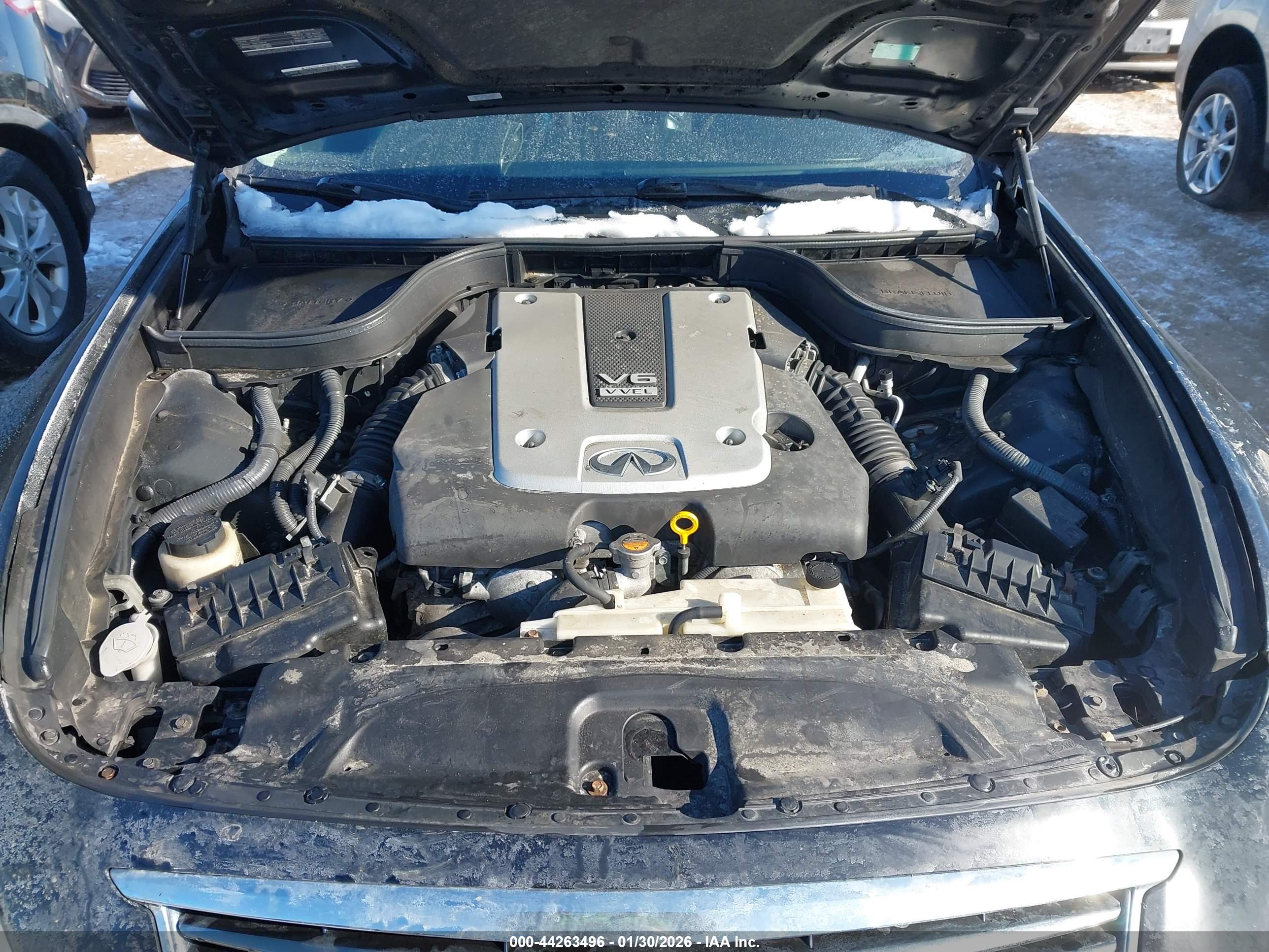 INFINITI G37X image 10