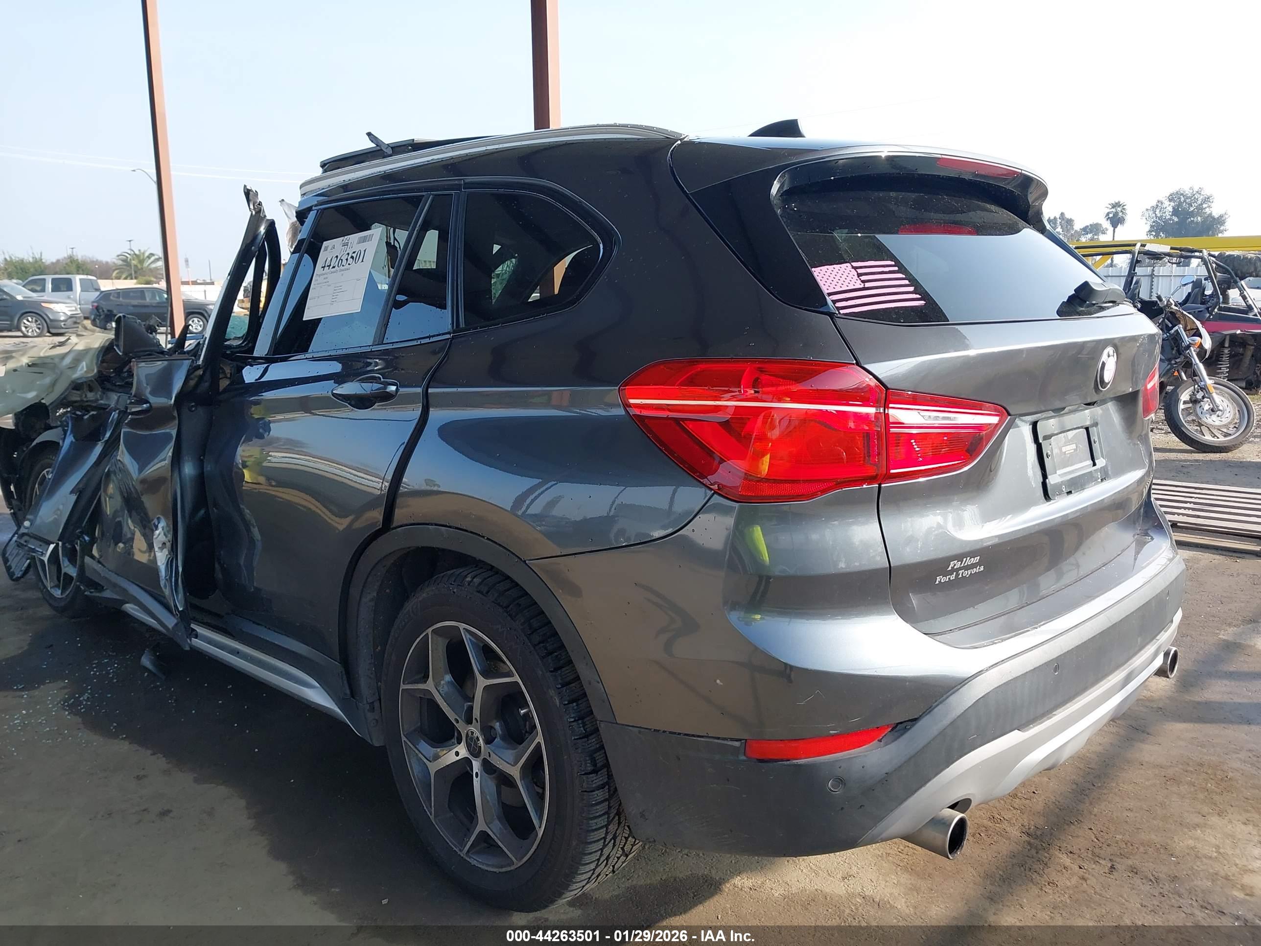 BMW X1 image 3