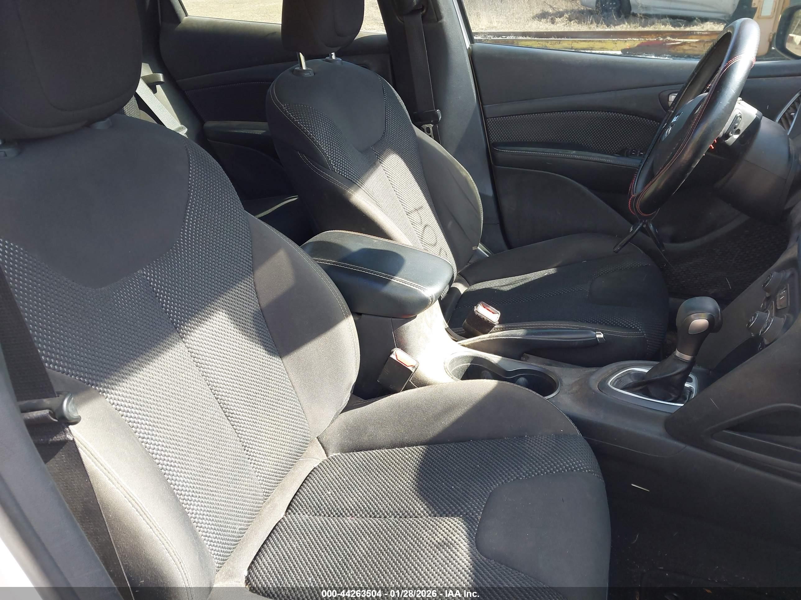 DODGE DART image 5