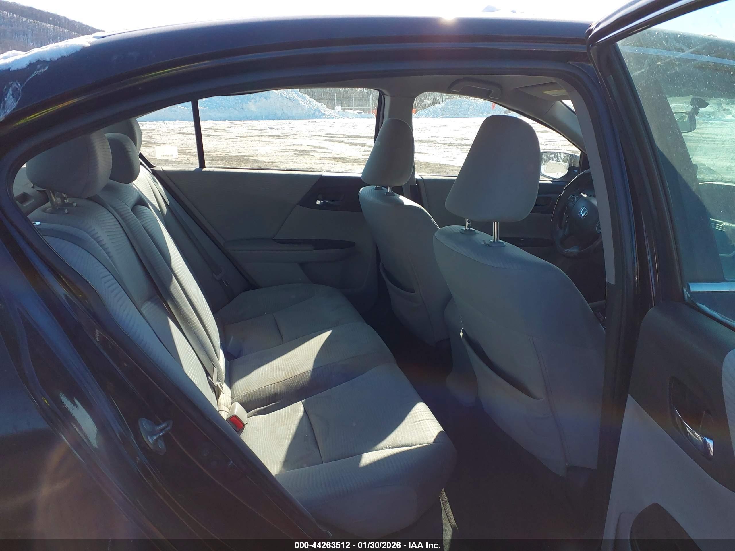 HONDA ACCORD image 8
