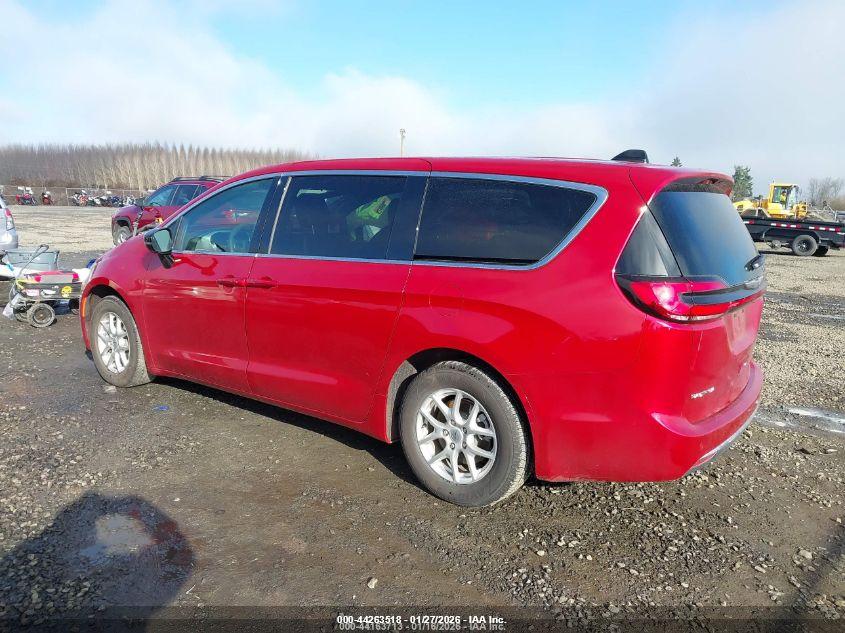 CHRYSLER PACIFICA image 3